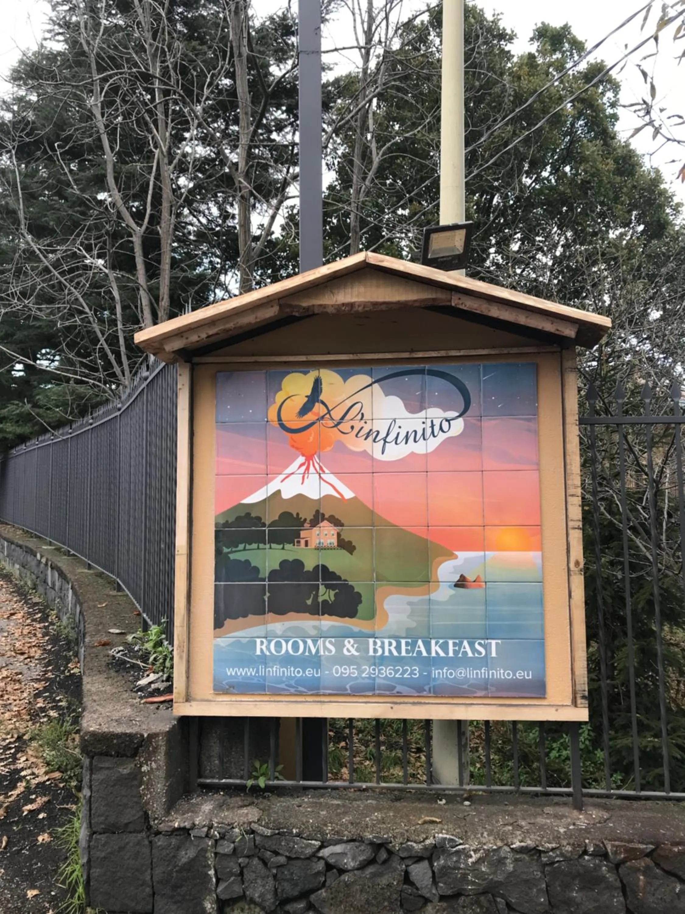 Property logo or sign in L'Infinito Agriturismo - Rooms & Breakfast