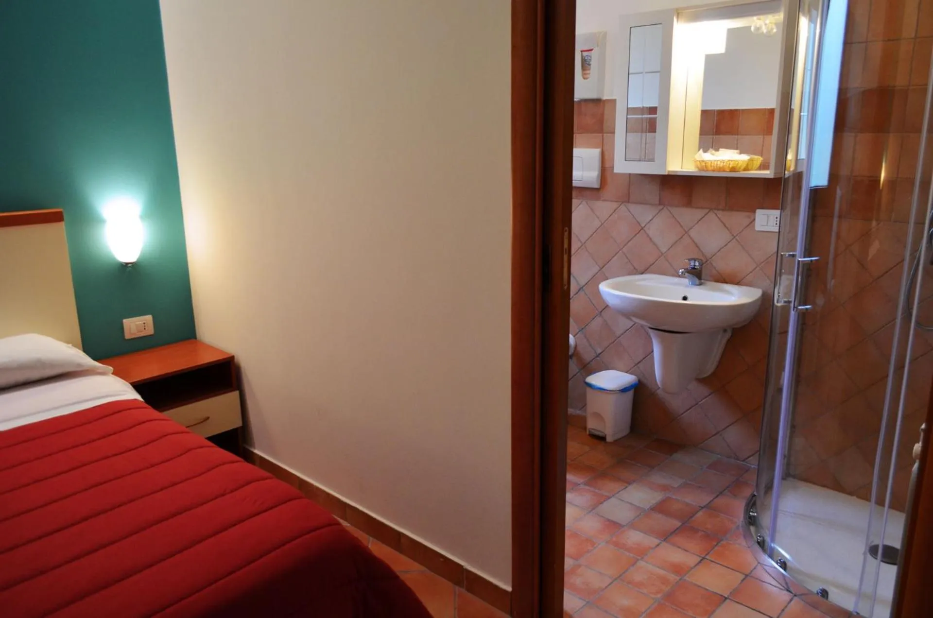 Bed in L'Infinito Agriturismo - Rooms & Breakfast