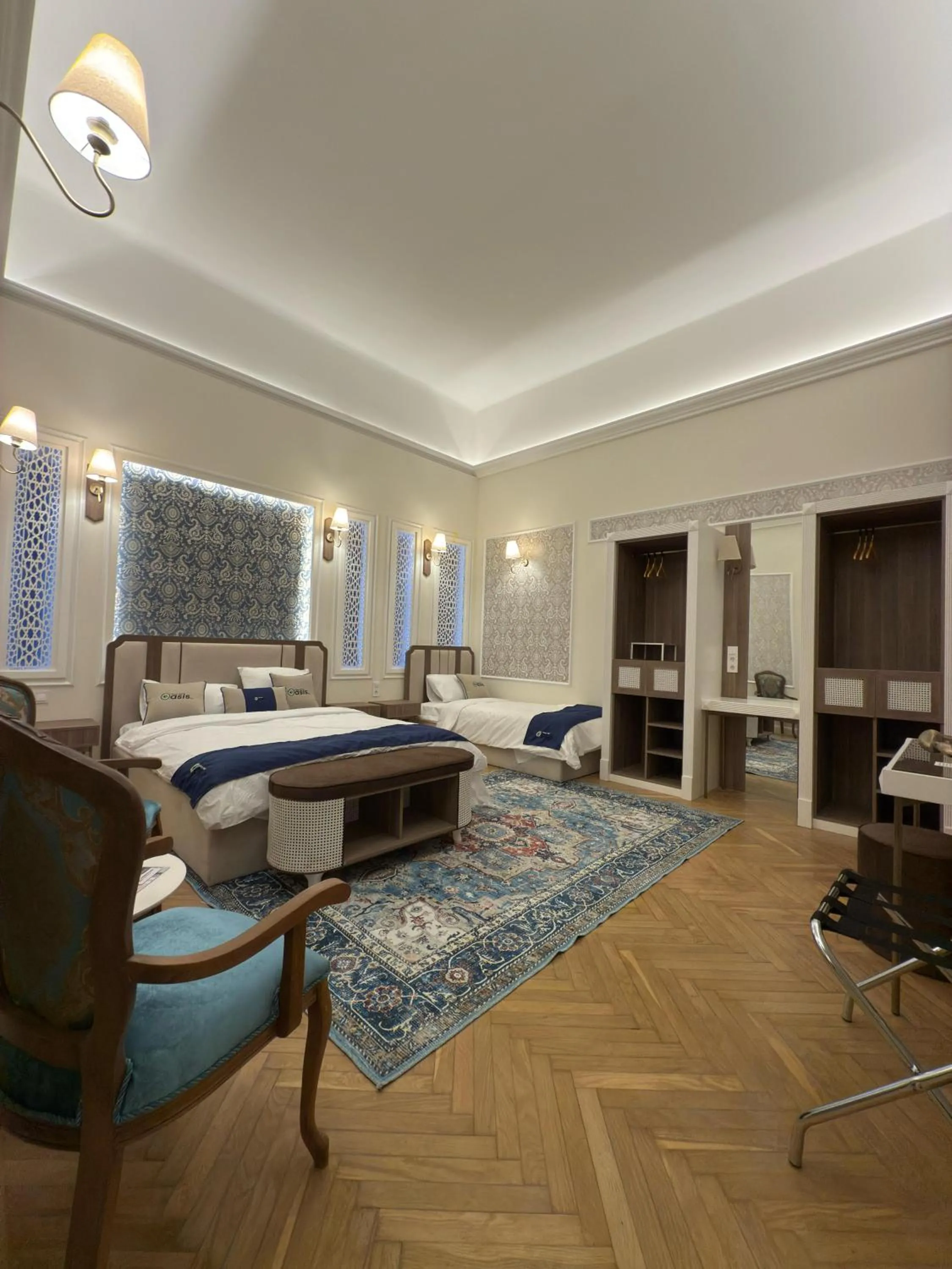 Executive Suite in Oasis Inn Budapest