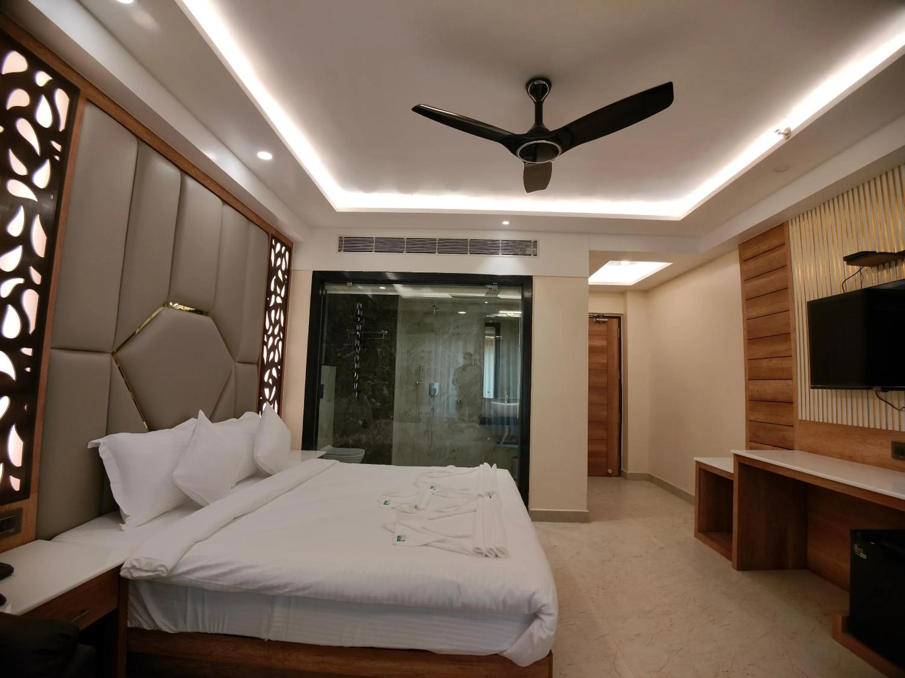 Bed in AGM GRAND HOTEL & Spa