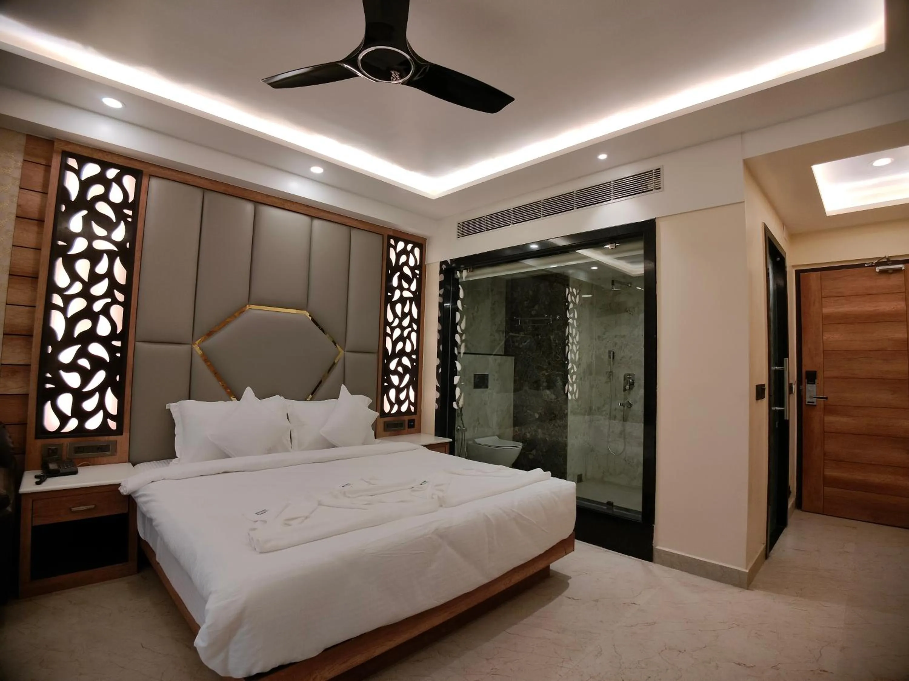 Bed in AGM GRAND HOTEL & Spa