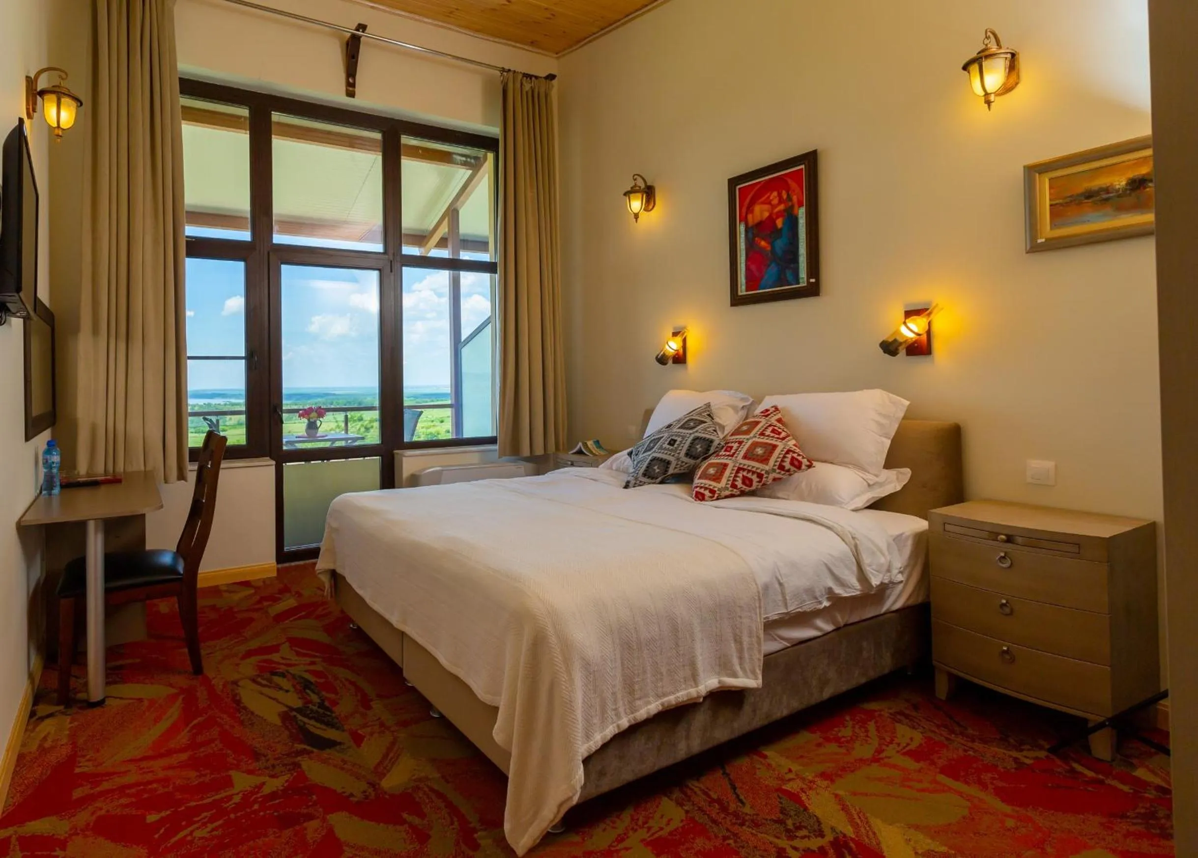 Bed in Seven Generations Winery Hotel