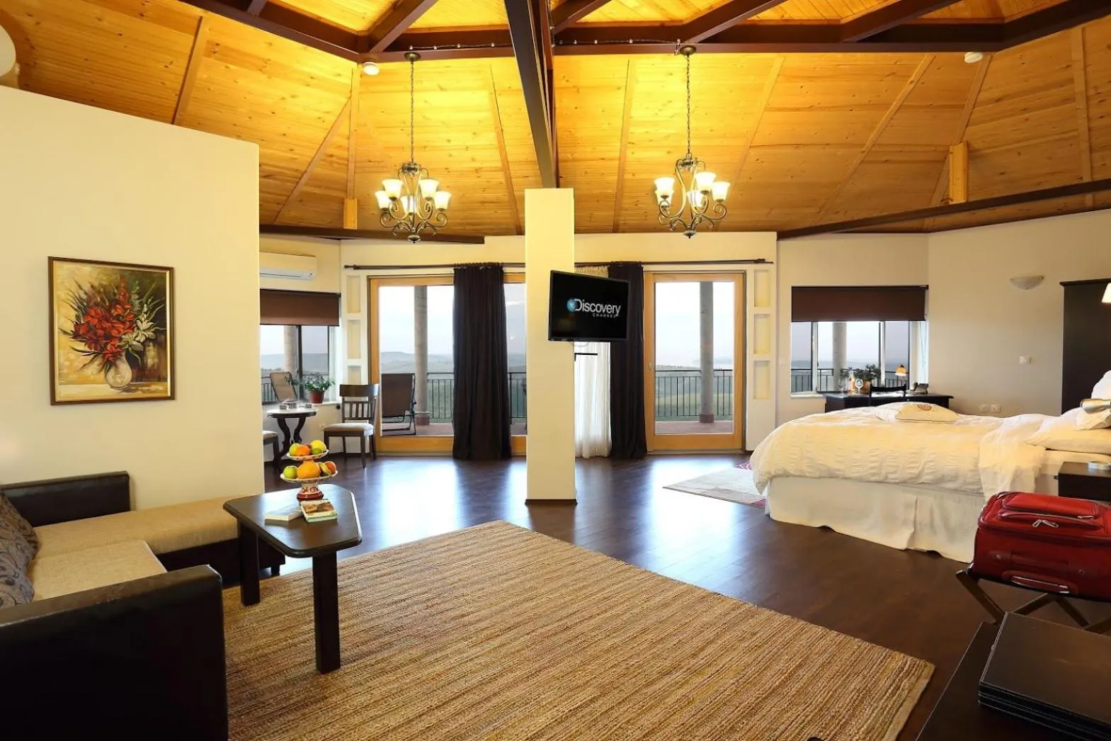 Photo of the whole room, Bed in Seven Generations Winery Hotel