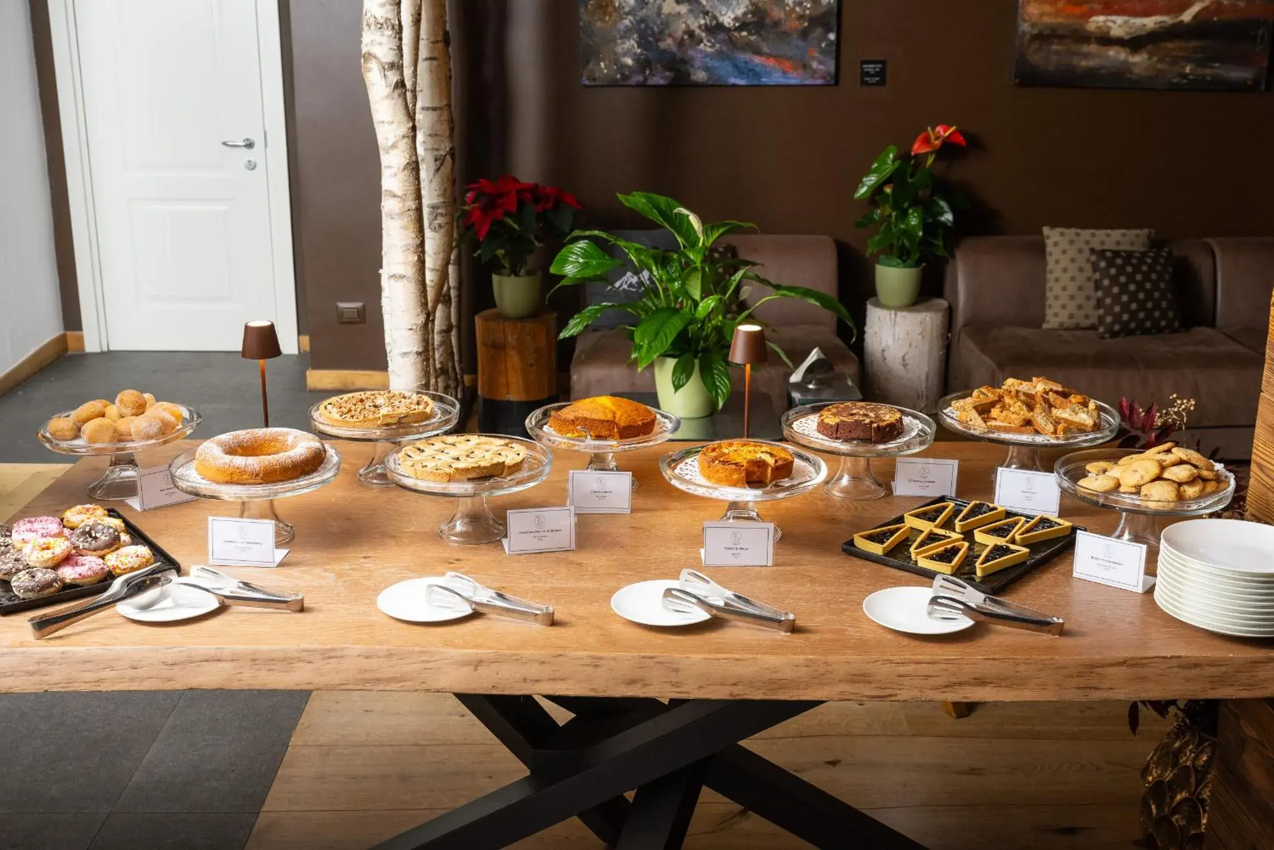 Buffet breakfast in Montana Lodge & Spa, by R Collection Hotels Buffet breakfast in Montana Lodge & Spa, by R Collection Hotels