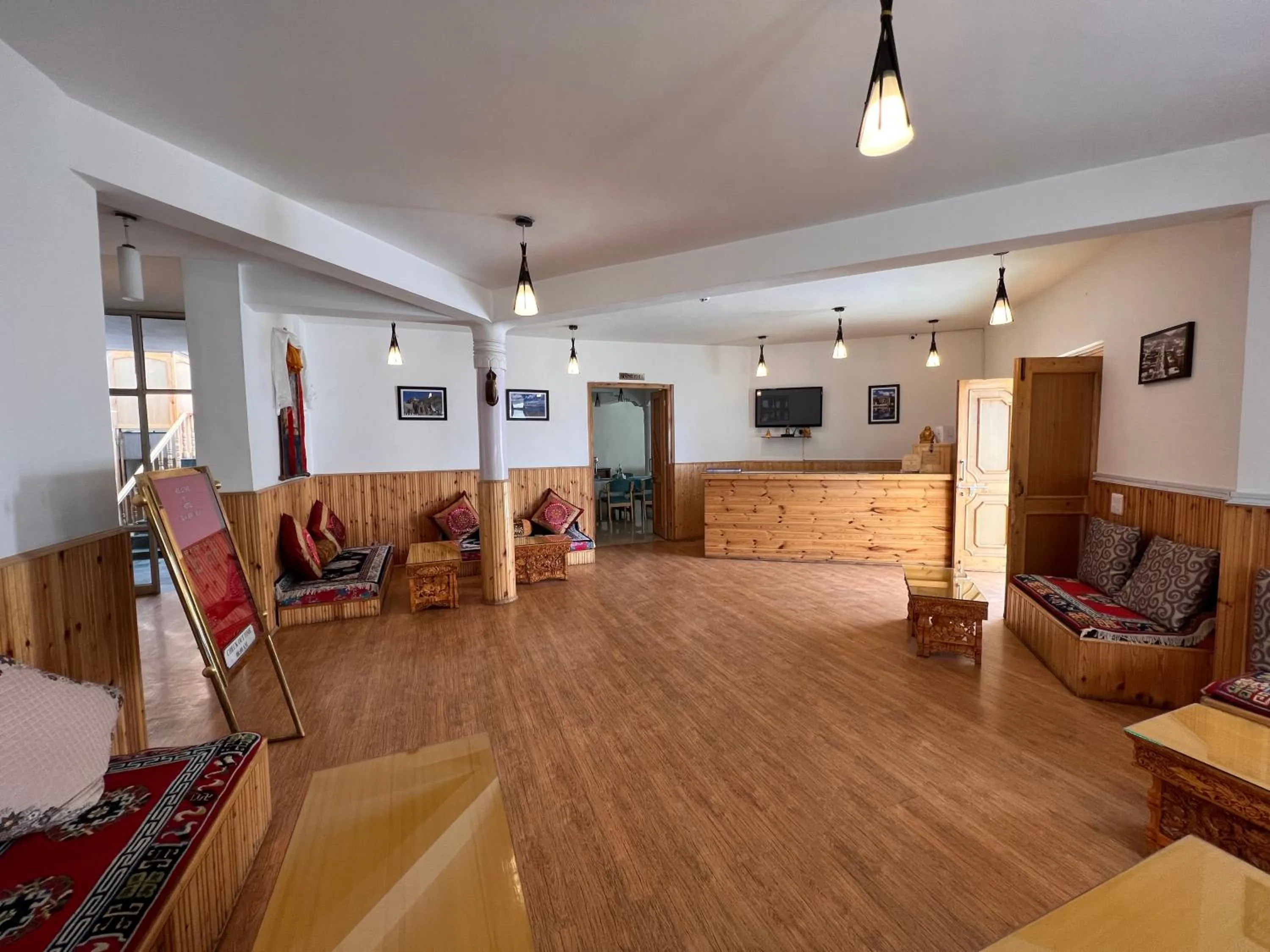 Hotel New Glacier View