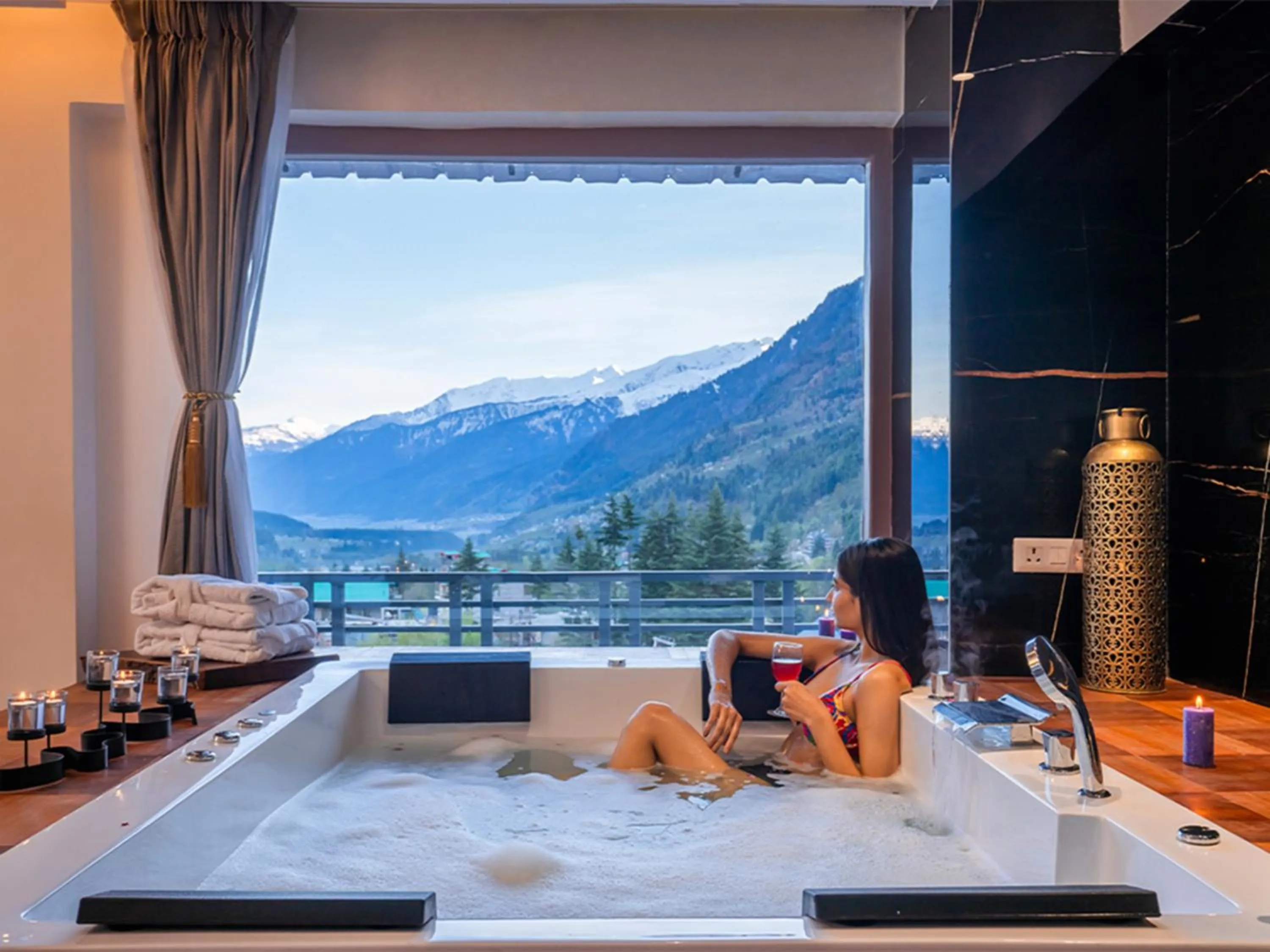 Mountain view in Moustache Manali