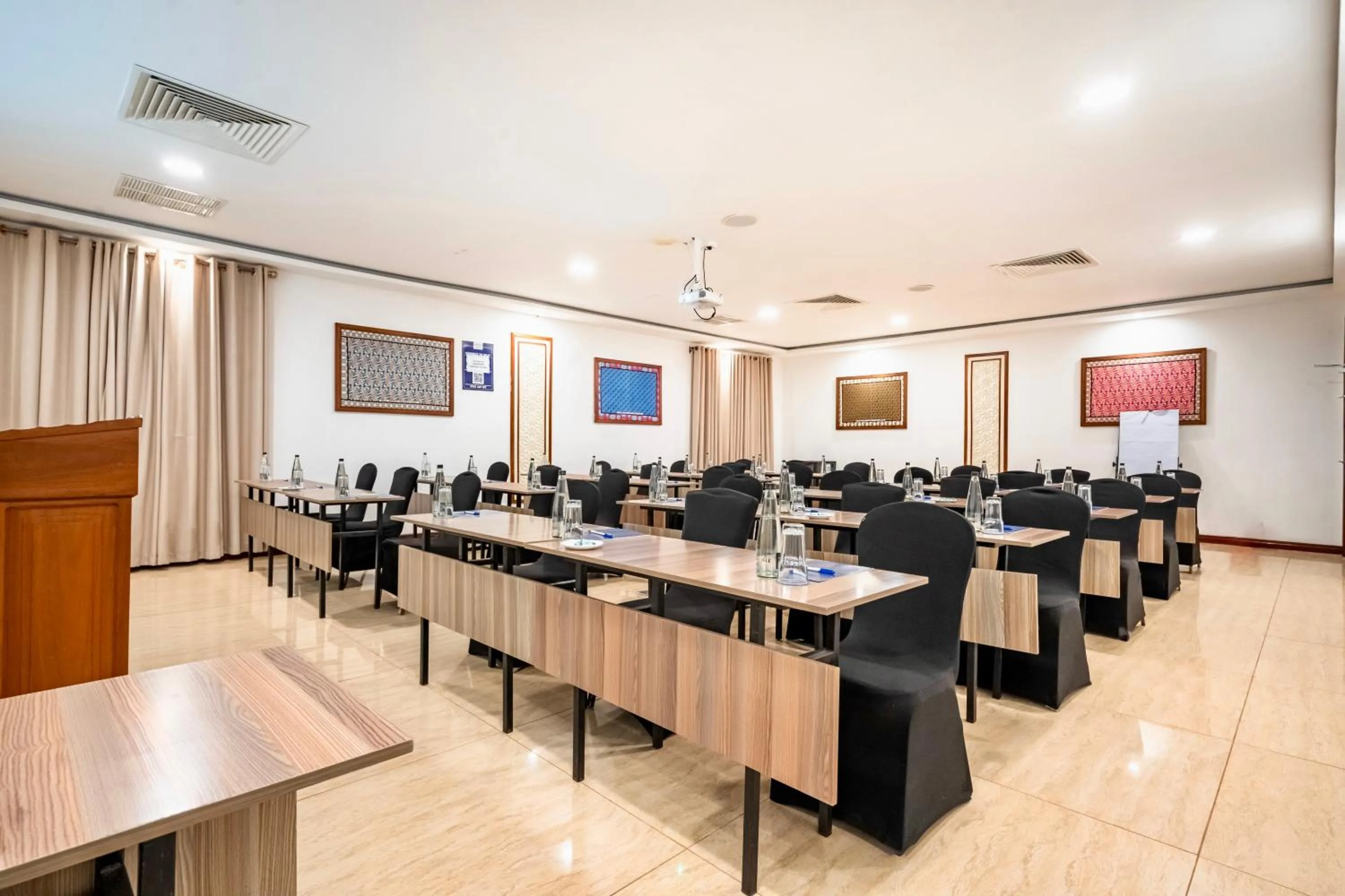 Meeting/conference room in PrideInn Hotel Diani
