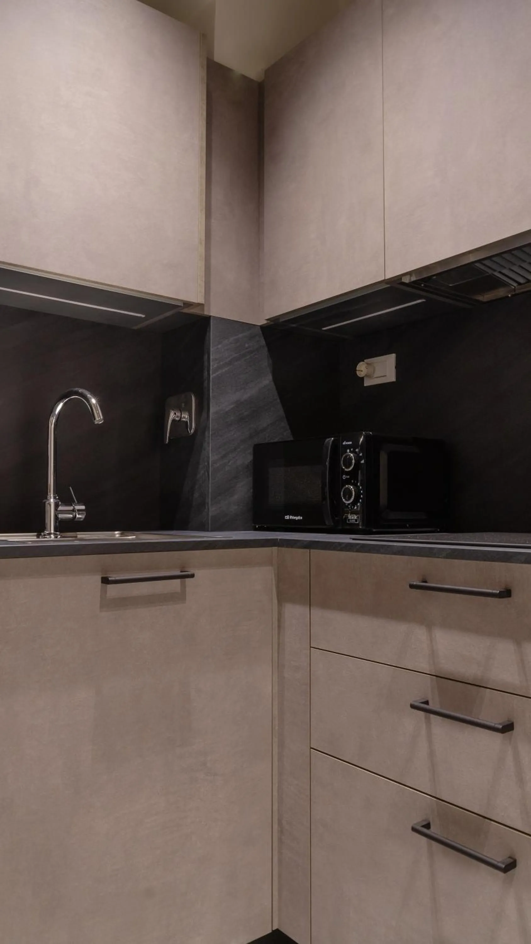 Kitchen or kitchenette in Bertola 17, centrale, stazione by HAPPYHOSTORINO