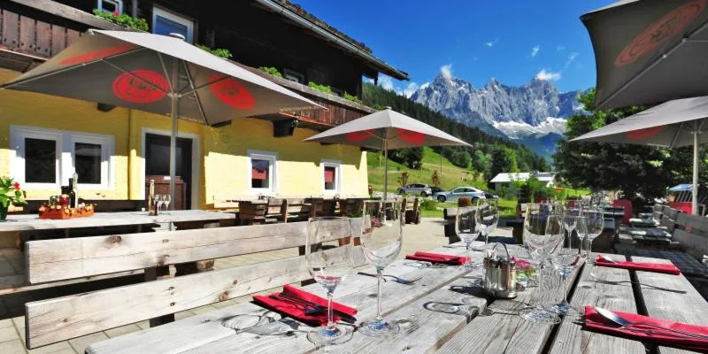 Property building in Hotel Bergglück
