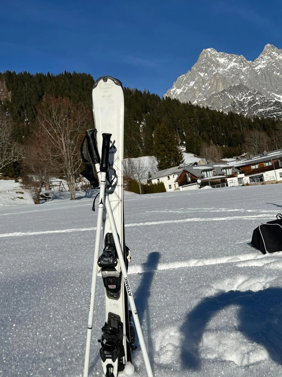 Skiing in Hotel Bergglück