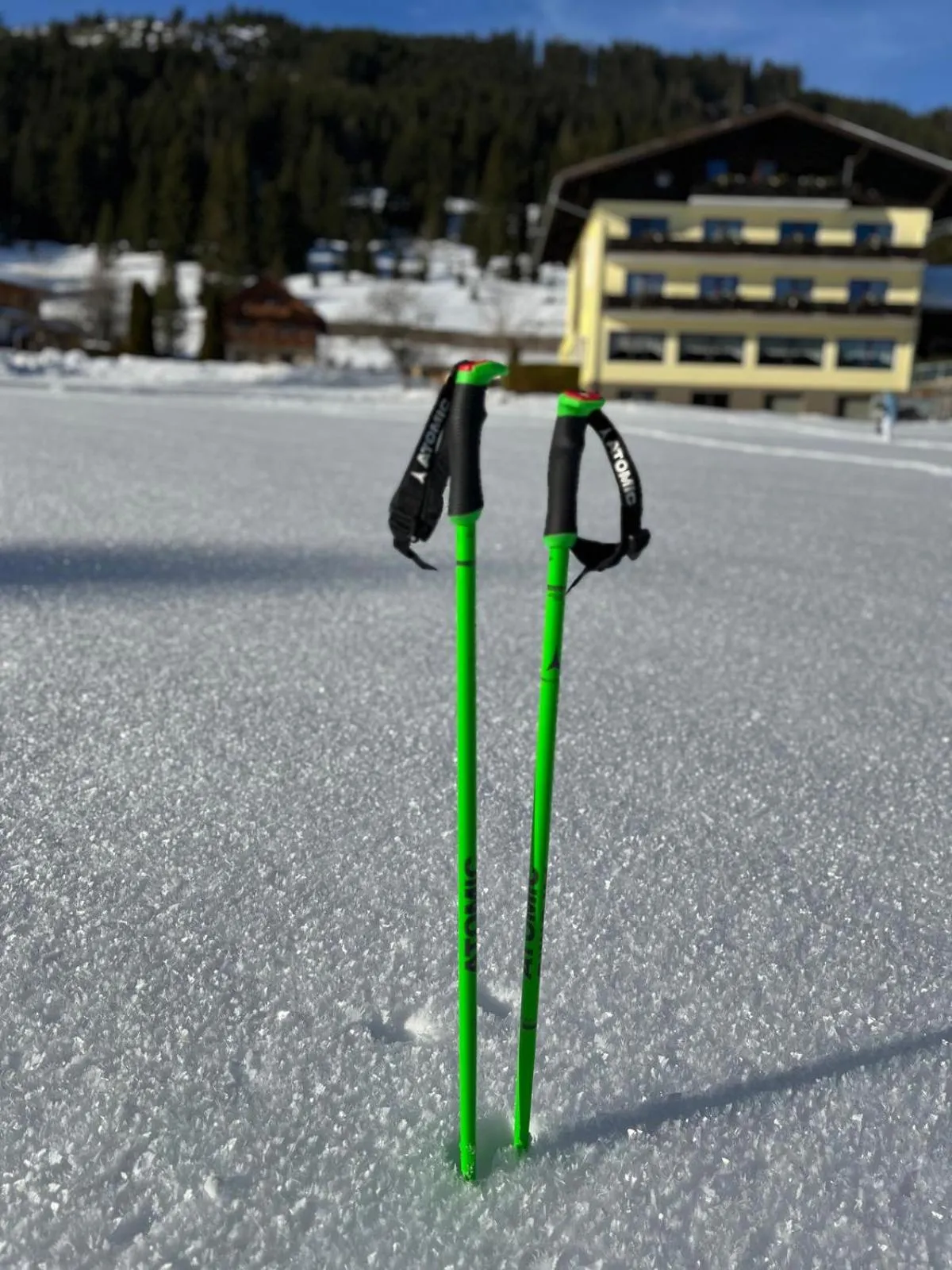 Skiing in Hotel Bergglück