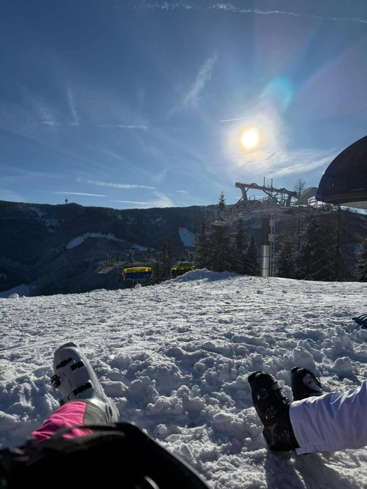 Skiing in Hotel Bergglück
