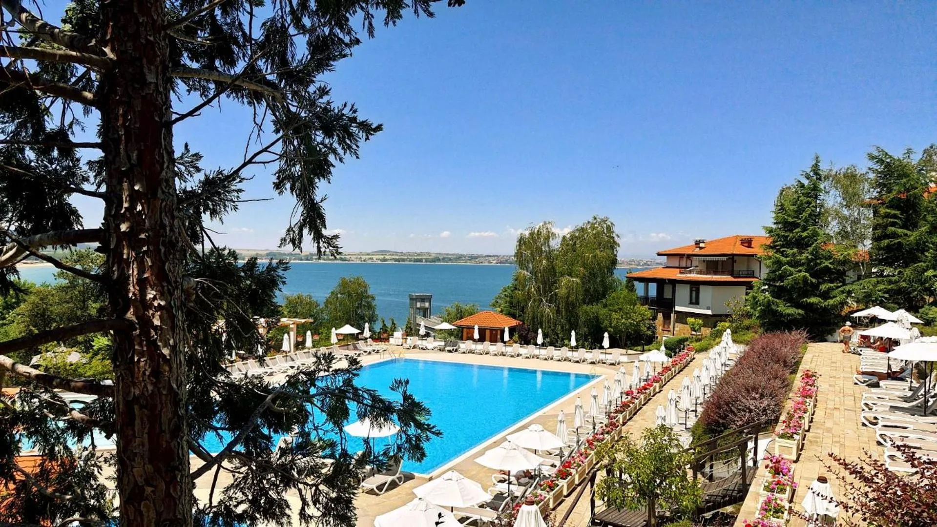 Santa Marina Holiday Village - Blue Magic