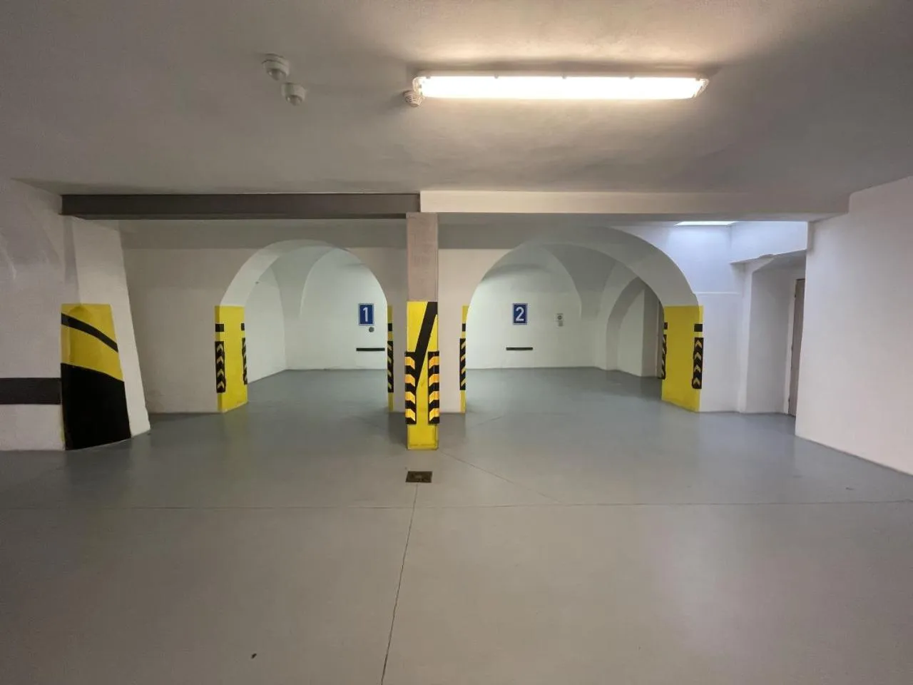 Parking in Hotel U Tří hrušek suites & apartments