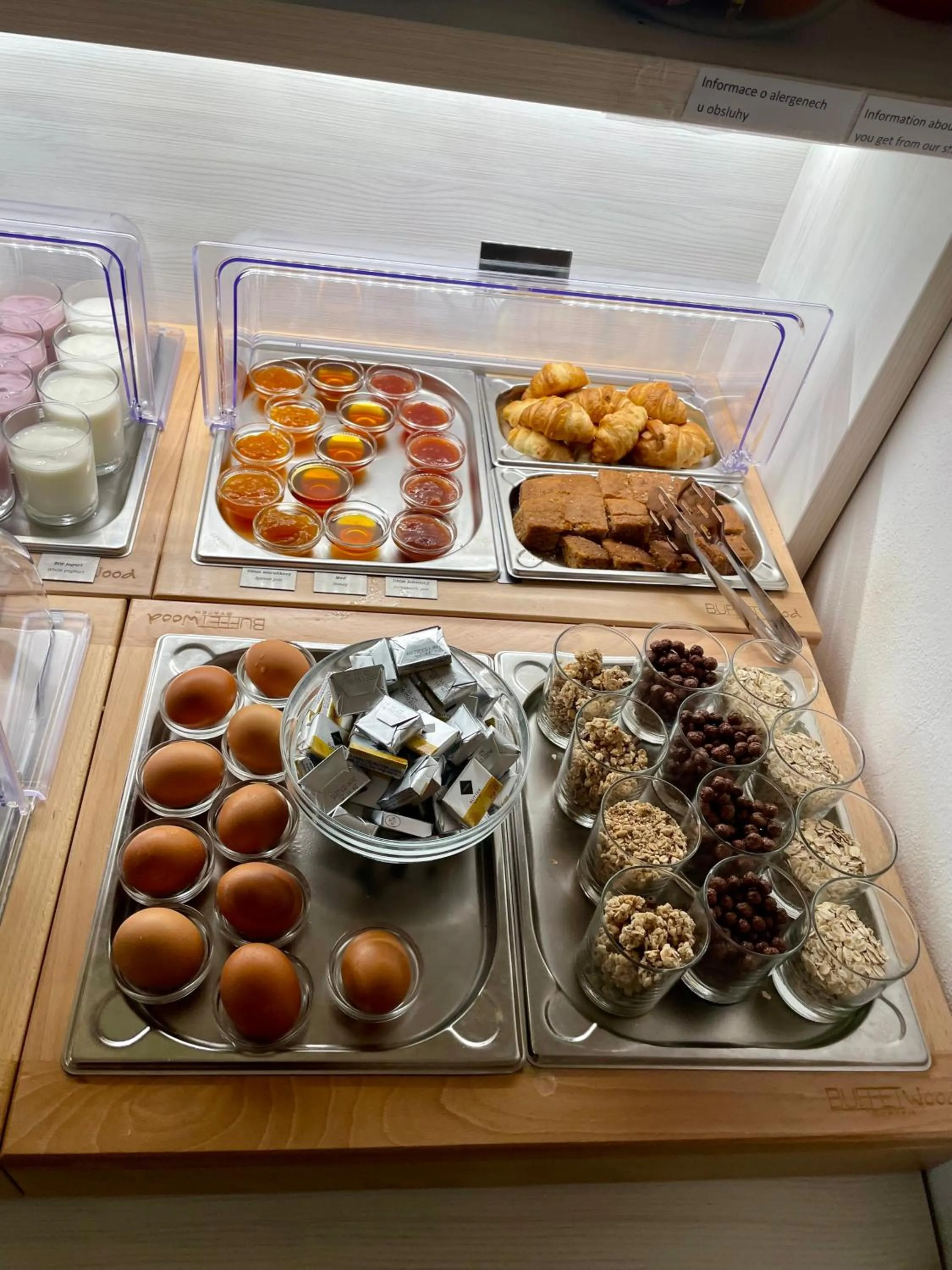 Breakfast in Hotel U Tří hrušek suites & apartments