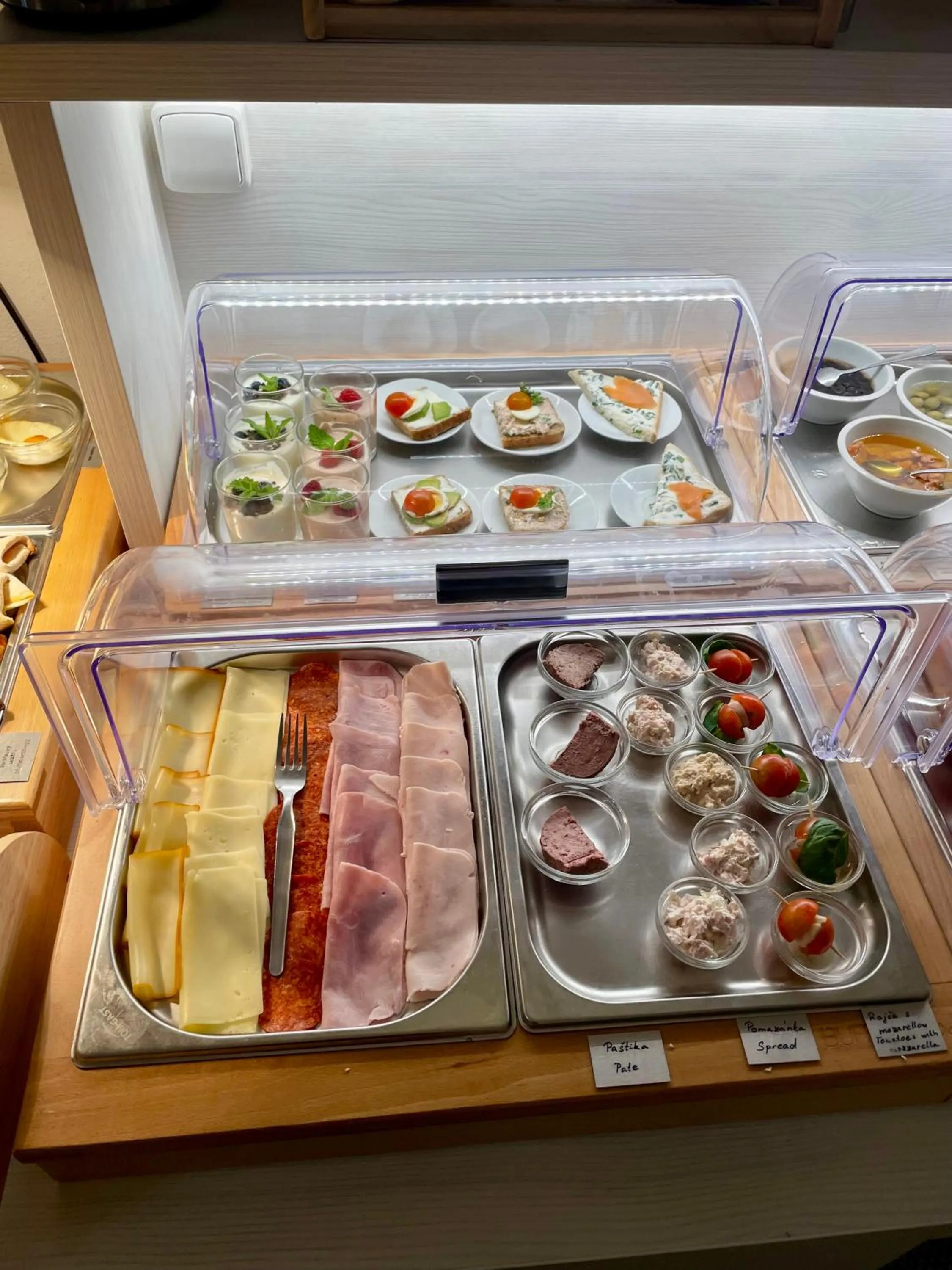 Breakfast in Hotel U Tří hrušek suites & apartments