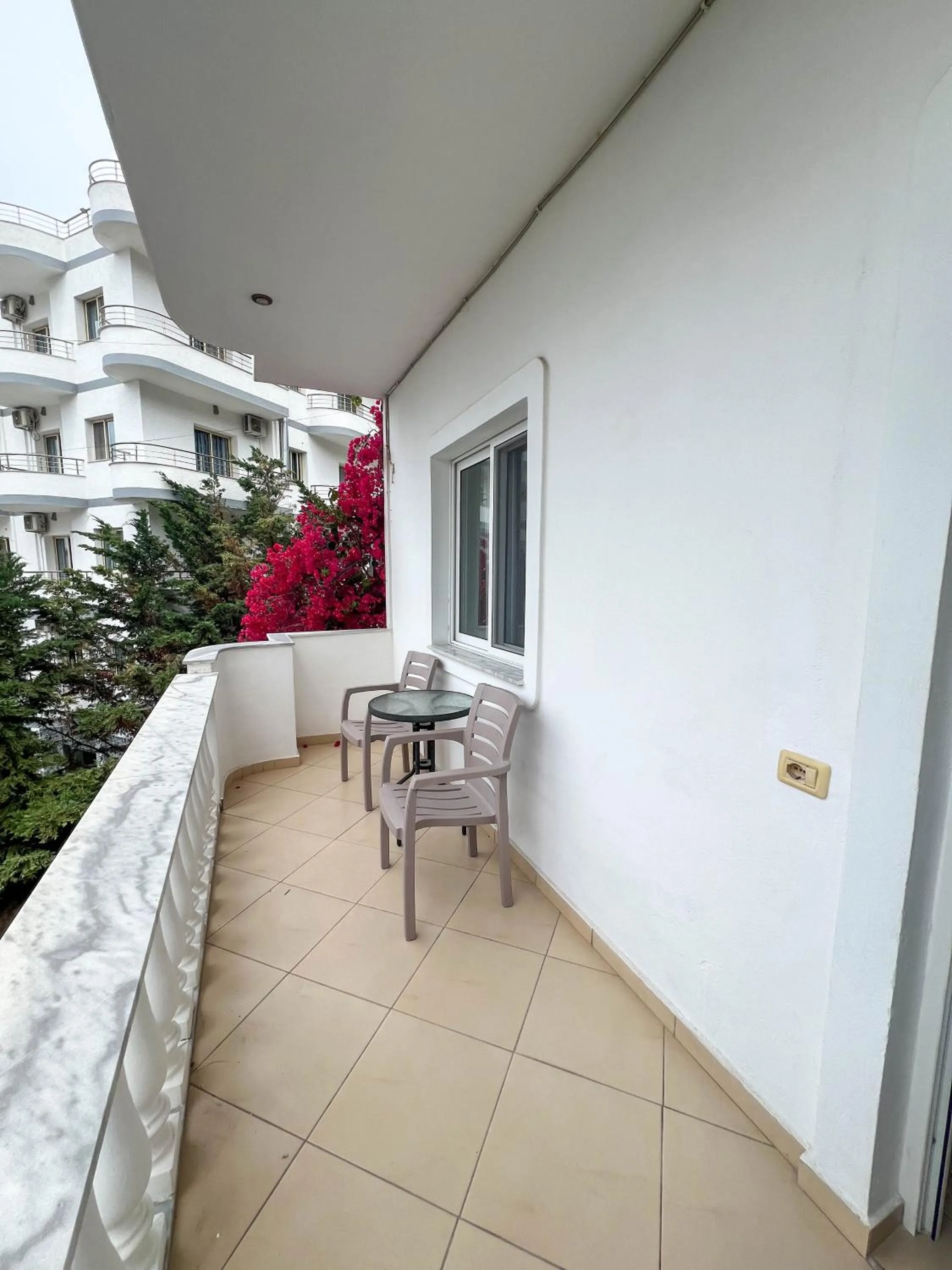 Balcony/Terrace in Hotel Rixhi