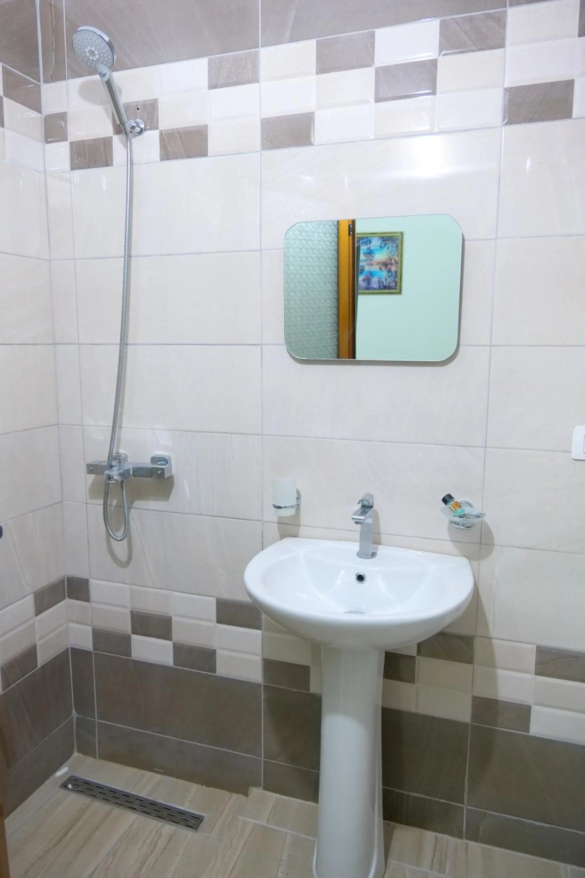 Bathroom in Hotel Rixhi