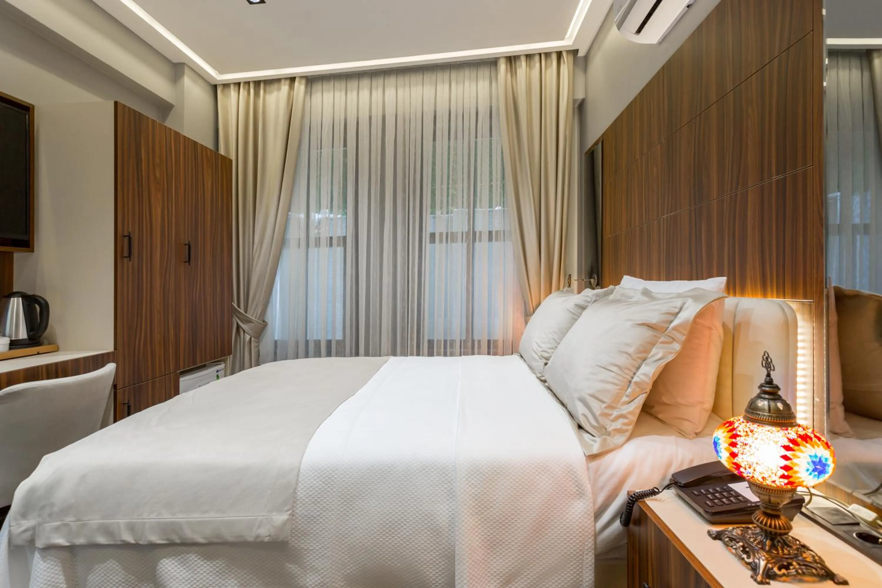 Bed in Dream Park Hotel