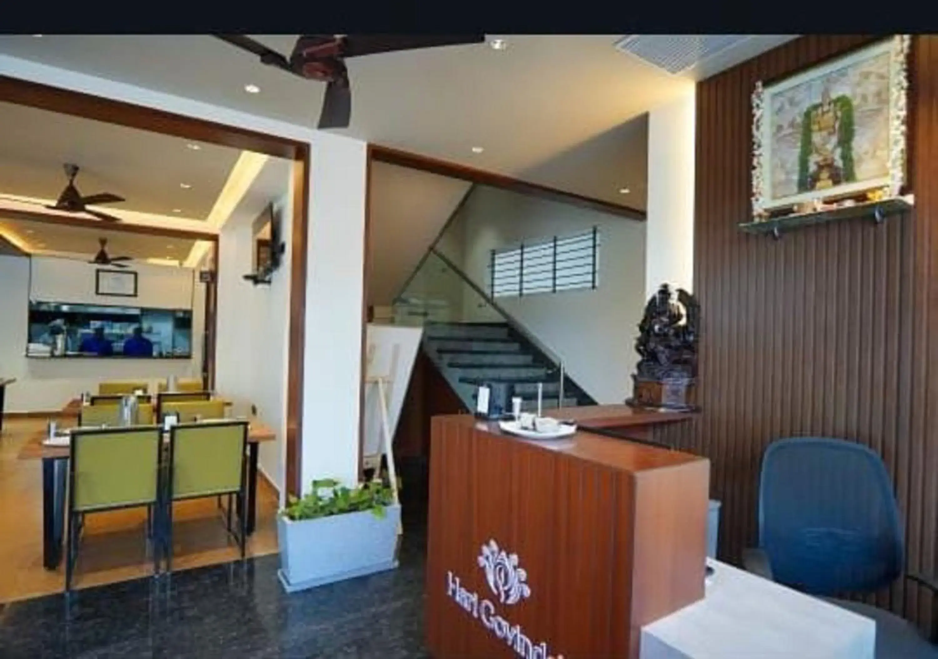 Property building in Hotel Harigovindas Express Mysore Property building in Hotel Harigovindas Express Mysore