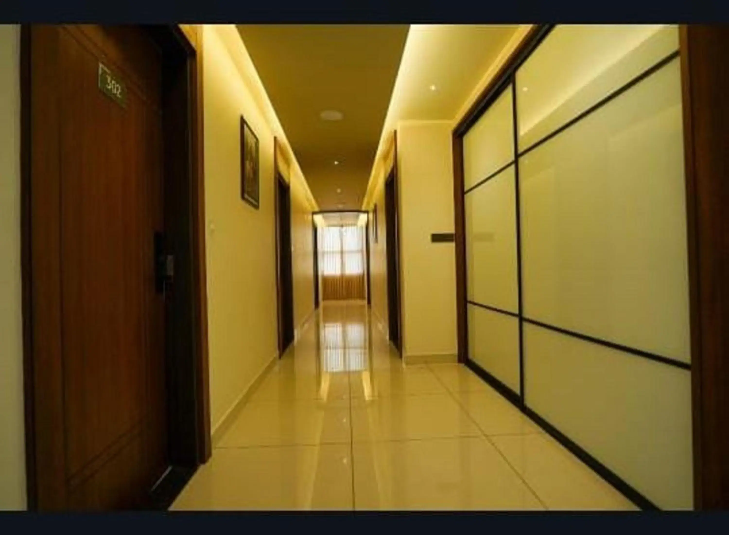Property building in Hotel Harigovindas Express Mysore Property building in Hotel Harigovindas Express Mysore