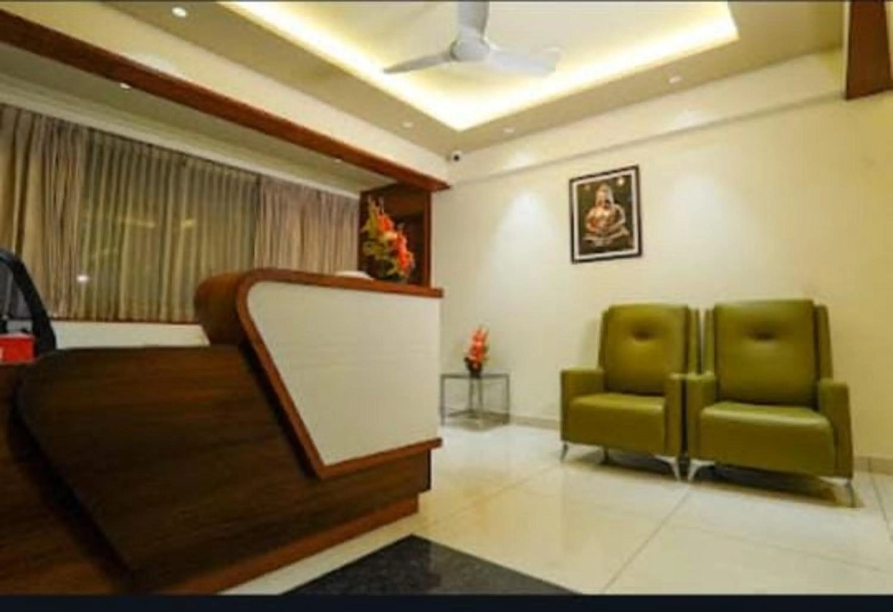 Property building in Hotel Harigovindas Express Mysore