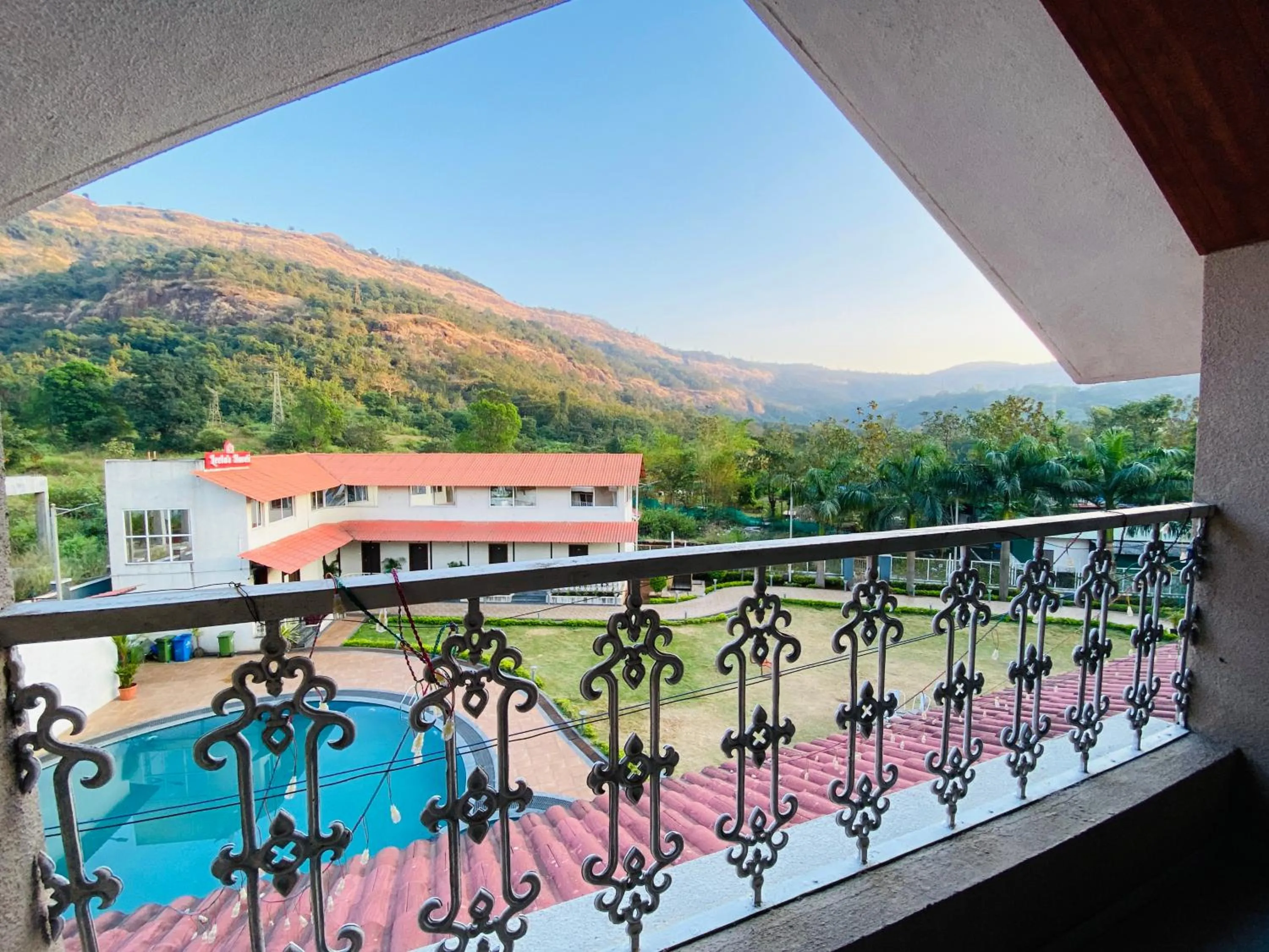 Balcony/Terrace in The Grand Leela Resort