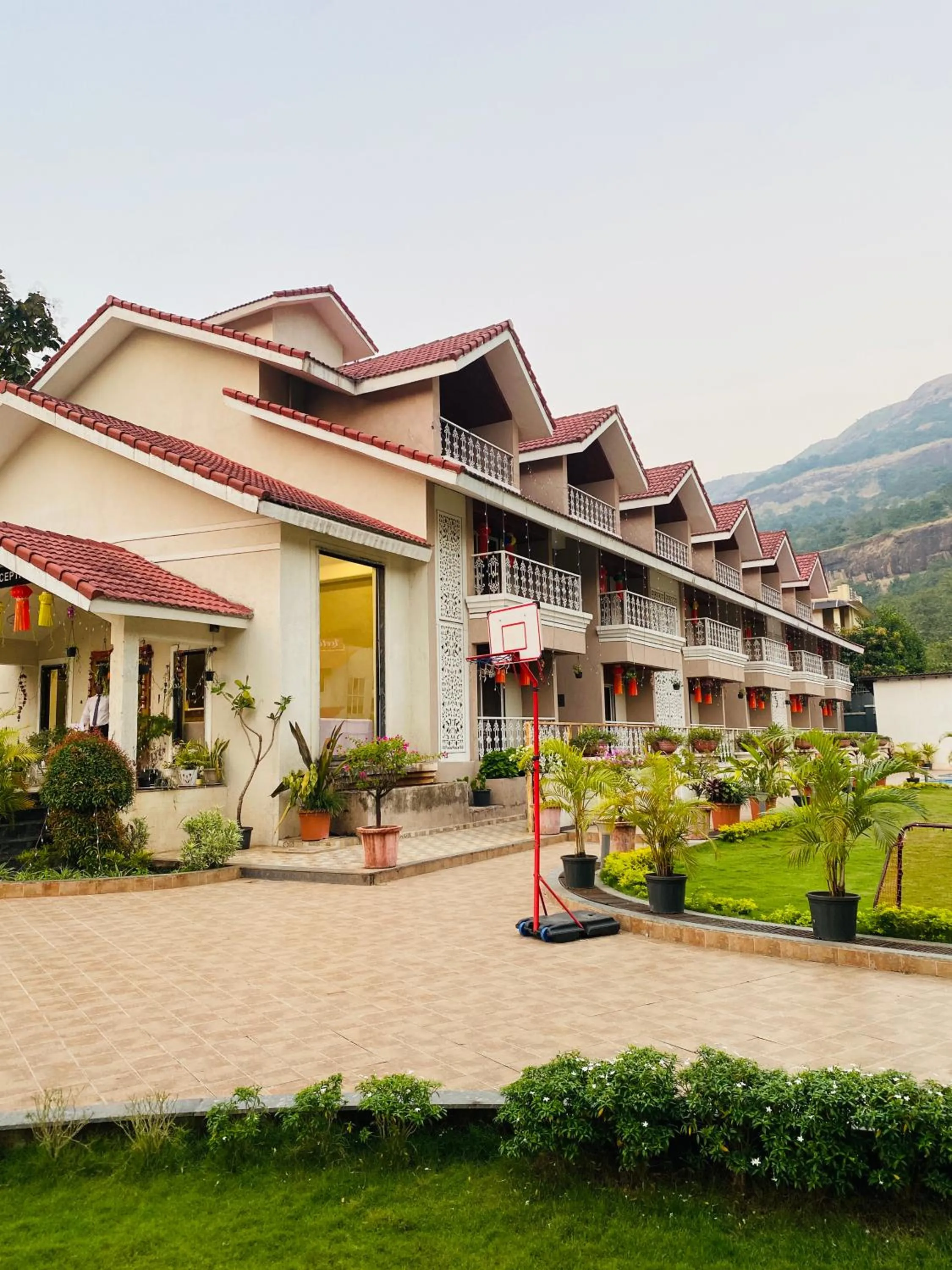 The Grand Leela Resort