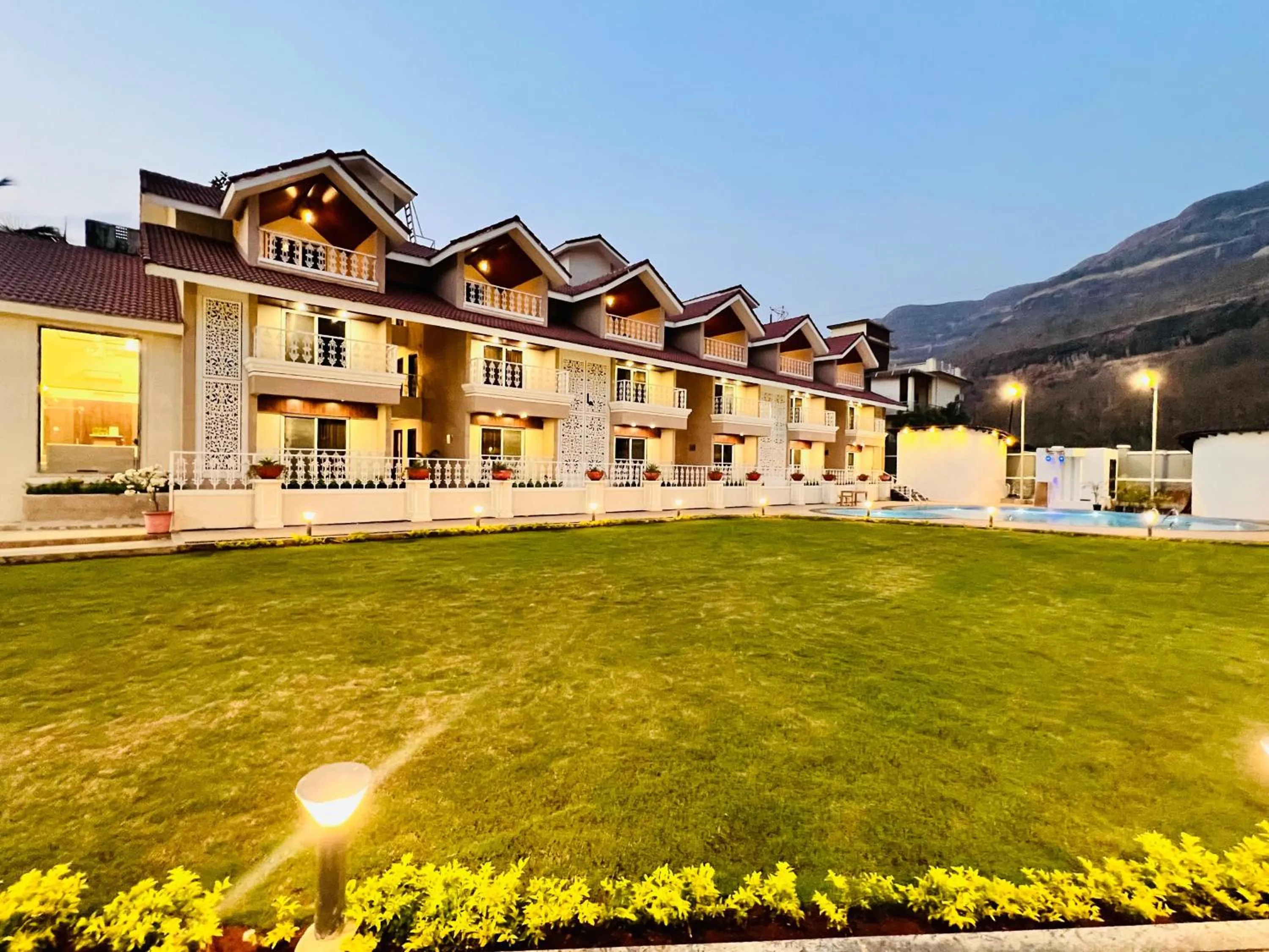 The Grand Leela Resort