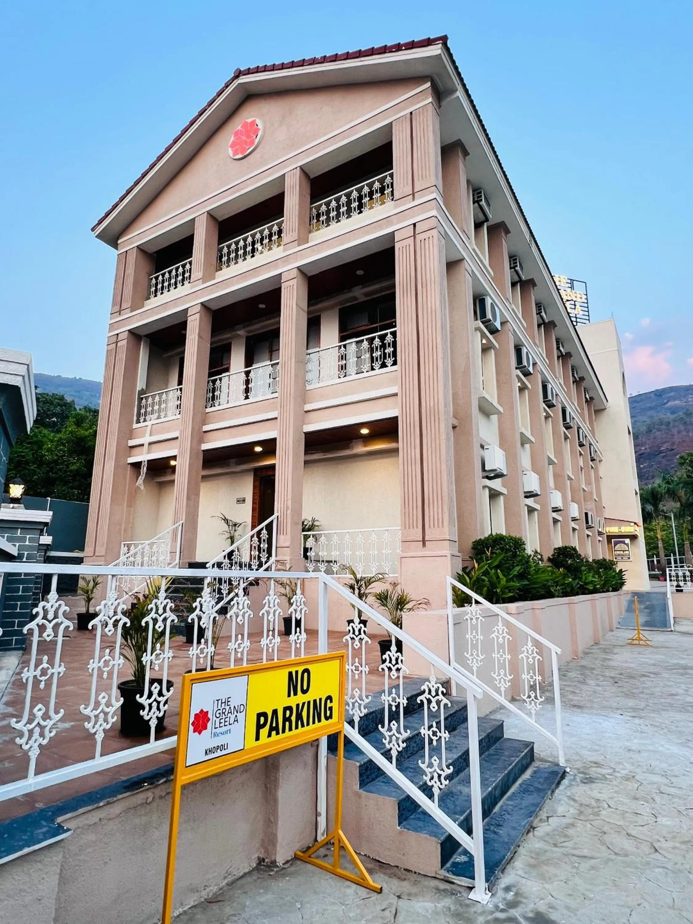 Facade/entrance in The Grand Leela Resort