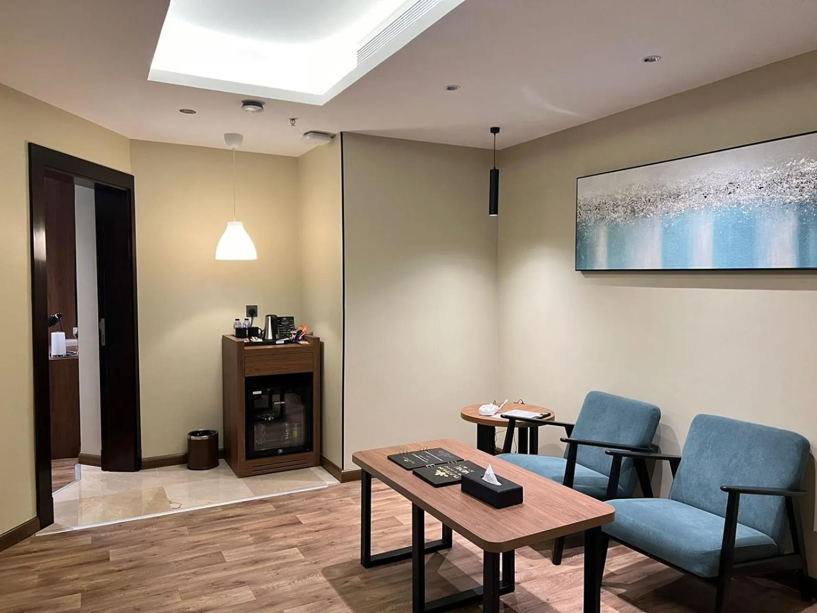 Living room in Platinum Hotel