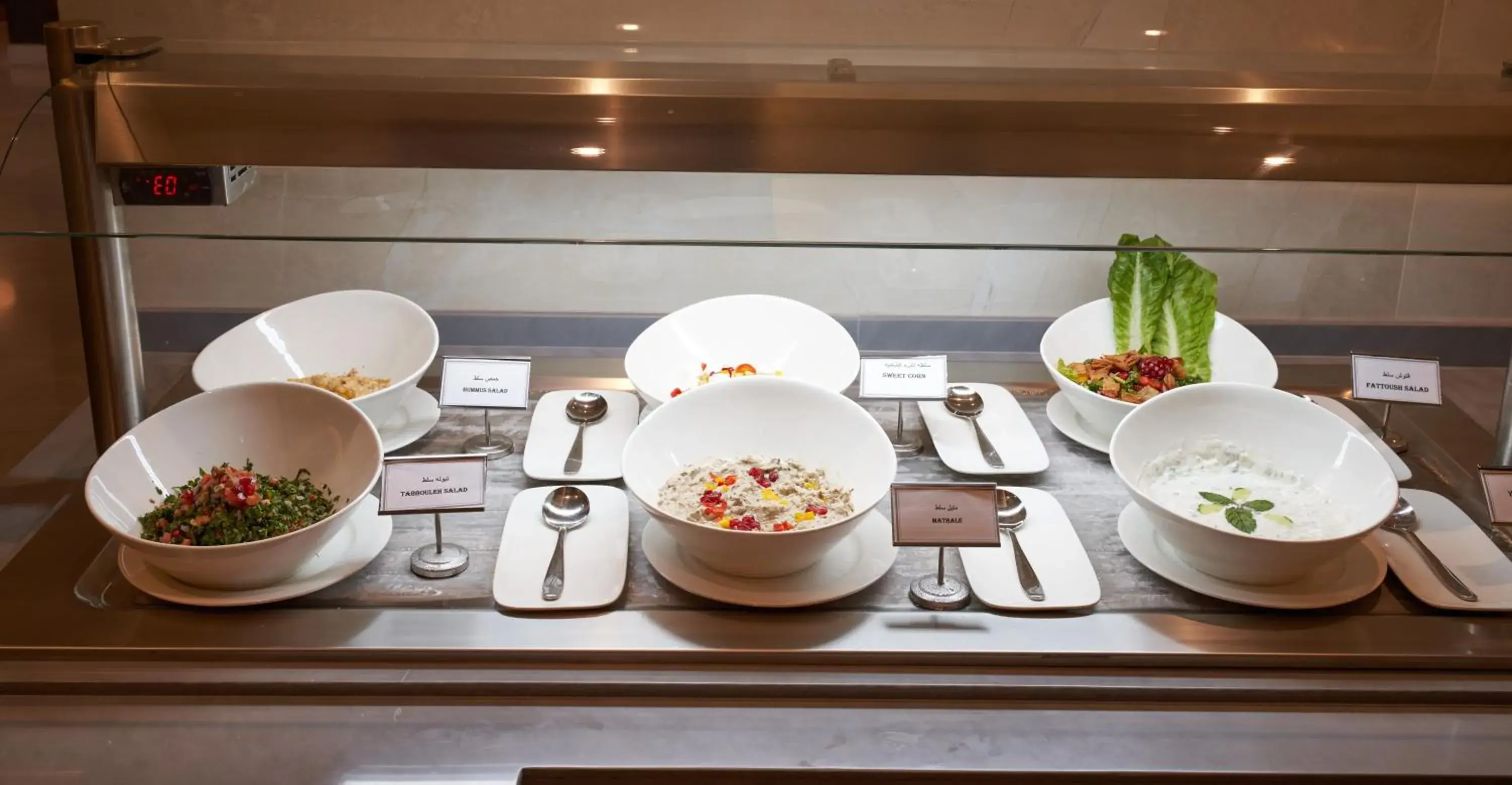 Restaurant/places to eat in Platinum Hotel Restaurant/places to eat in Platinum Hotel