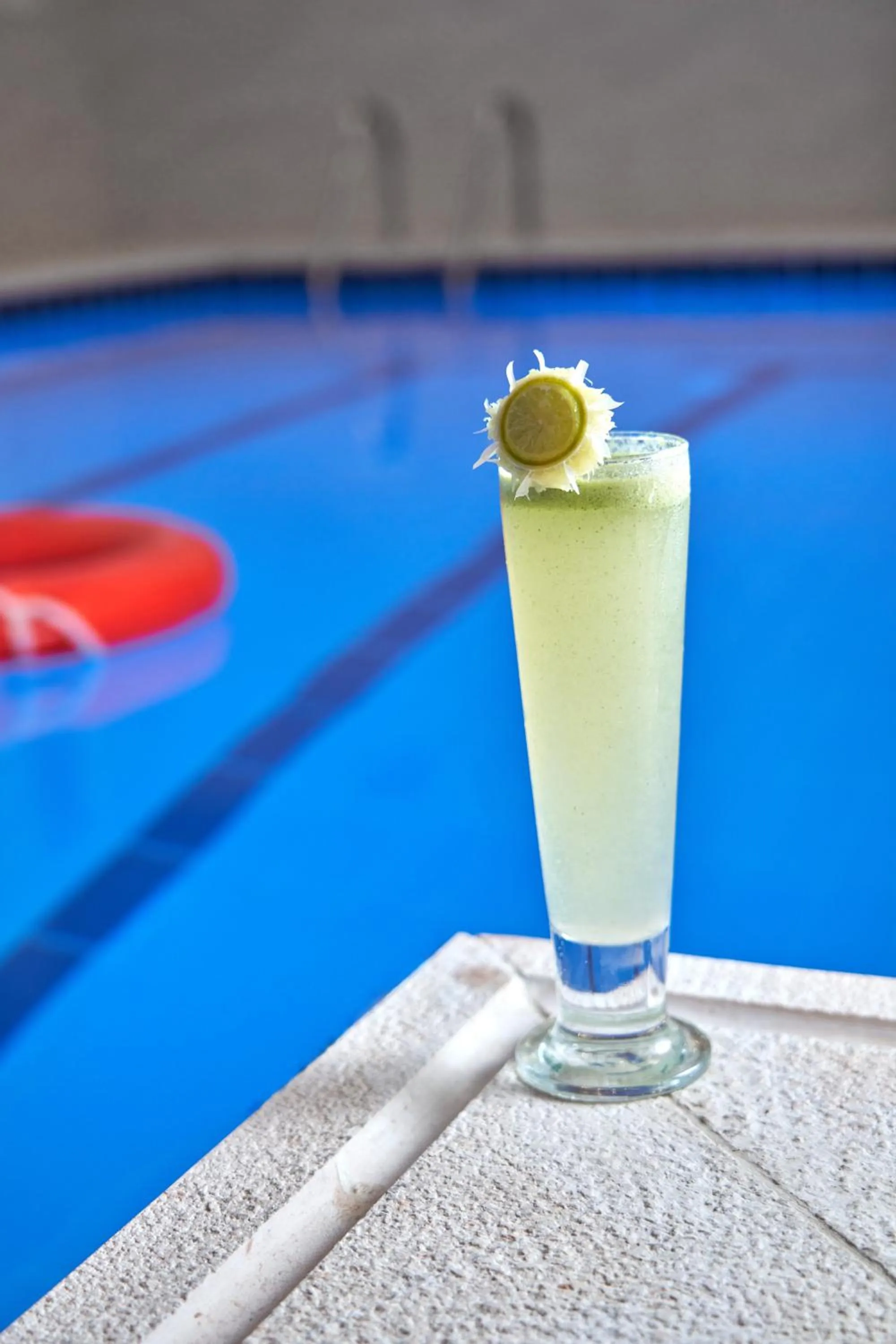 Food and drinks in Platinum Hotel