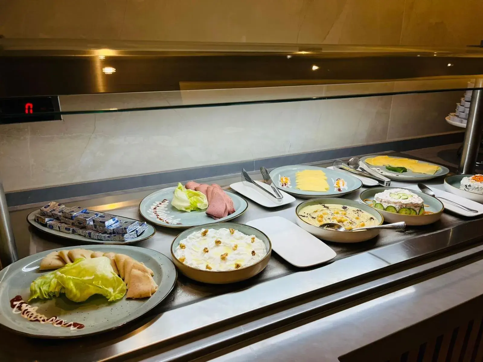 Breakfast in Platinum Hotel Breakfast in Platinum Hotel