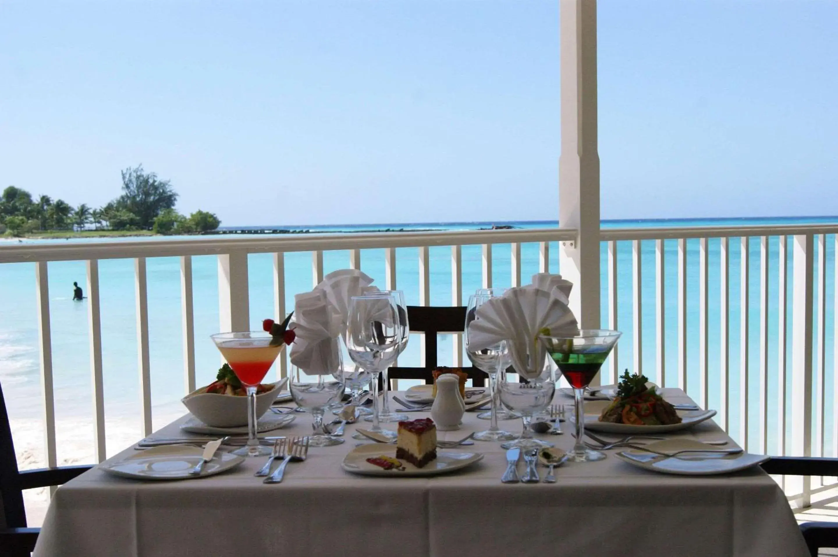 Restaurant/places to eat in Radisson Aquatica Resort Barbados Restaurant/places to eat in Radisson Aquatica Resort Barbados