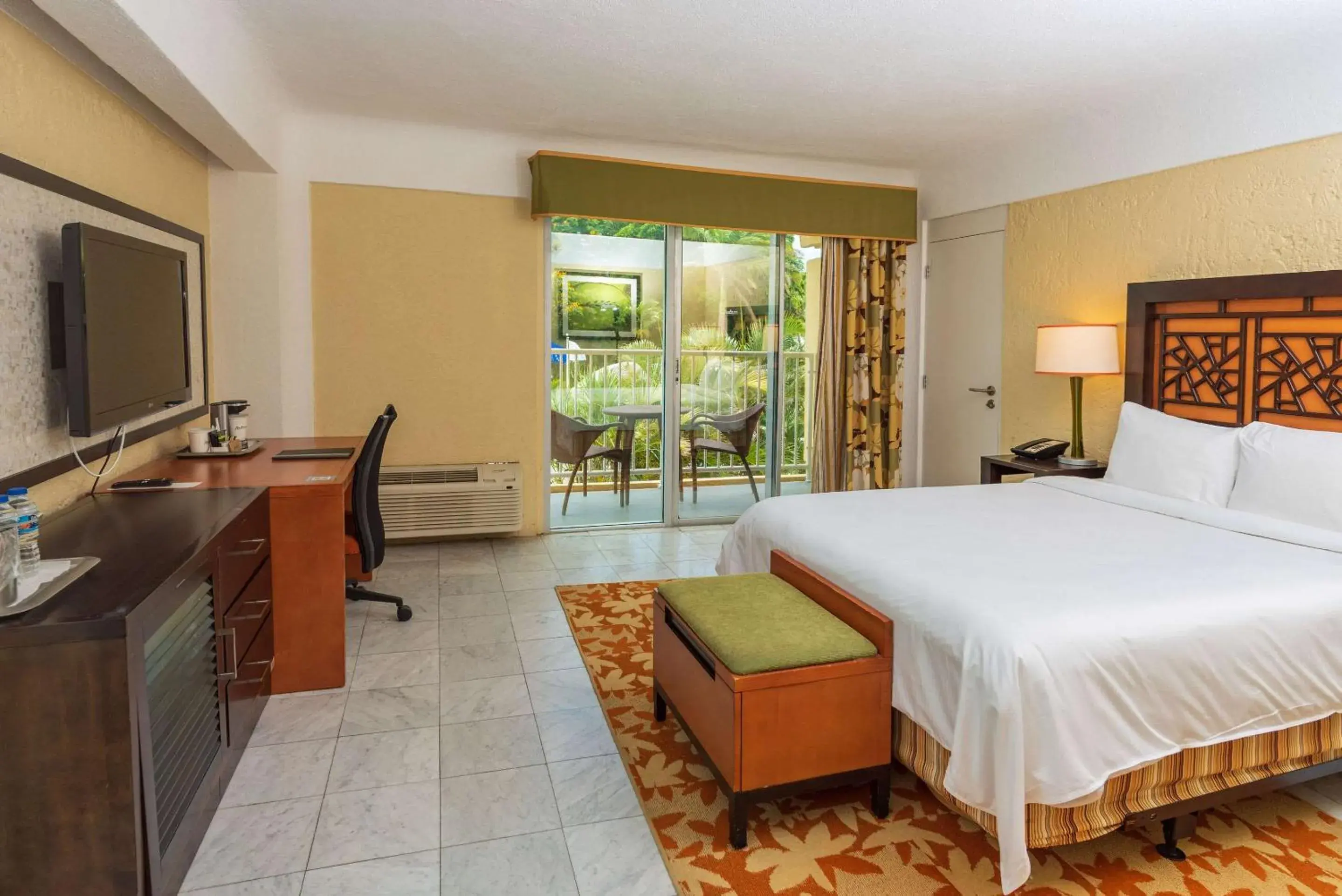 Bedroom, Bed in Radisson Aquatica Resort Barbados Bedroom, Bed in Radisson Aquatica Resort Barbados