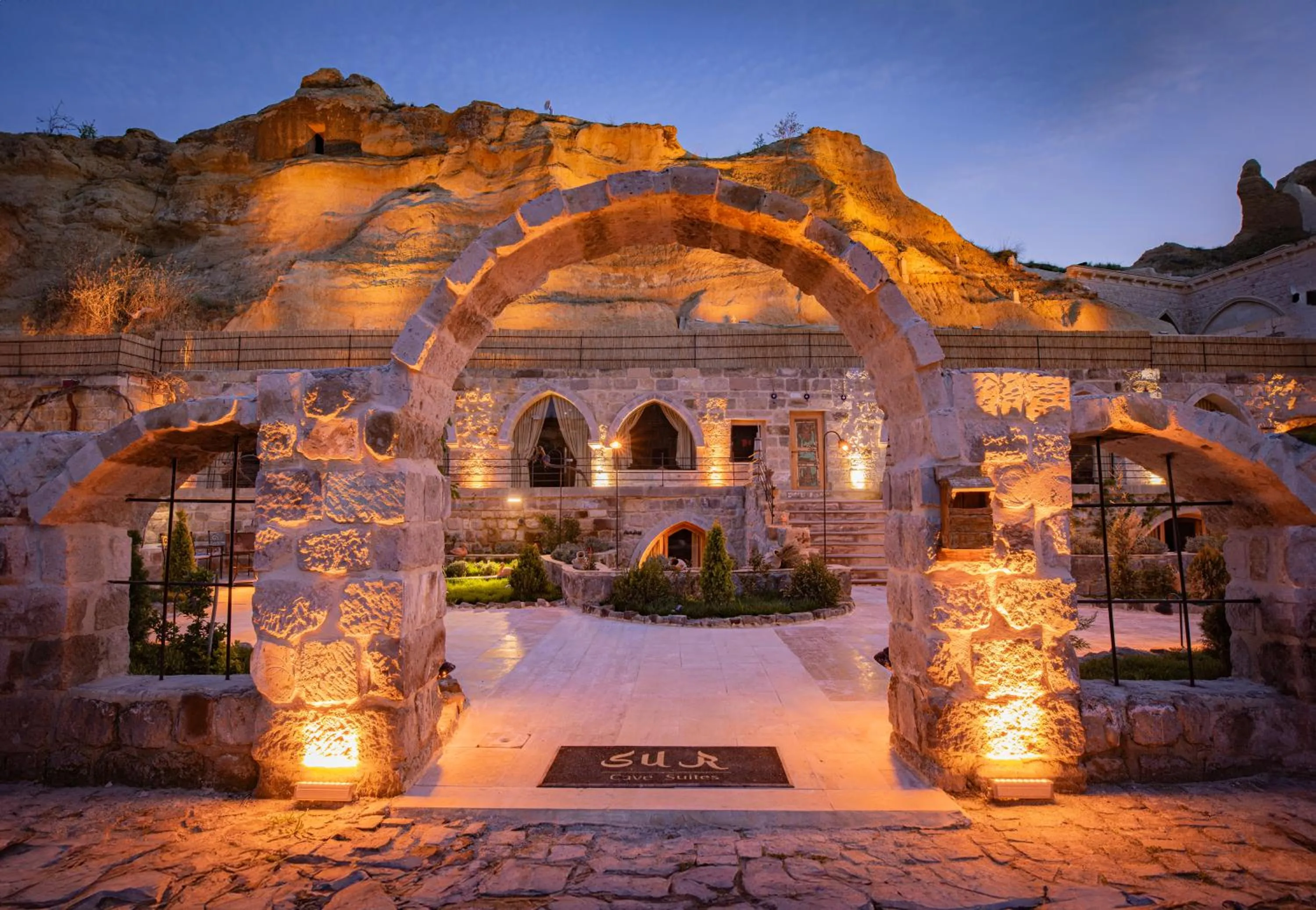 Property building in Sur Cave Hotel