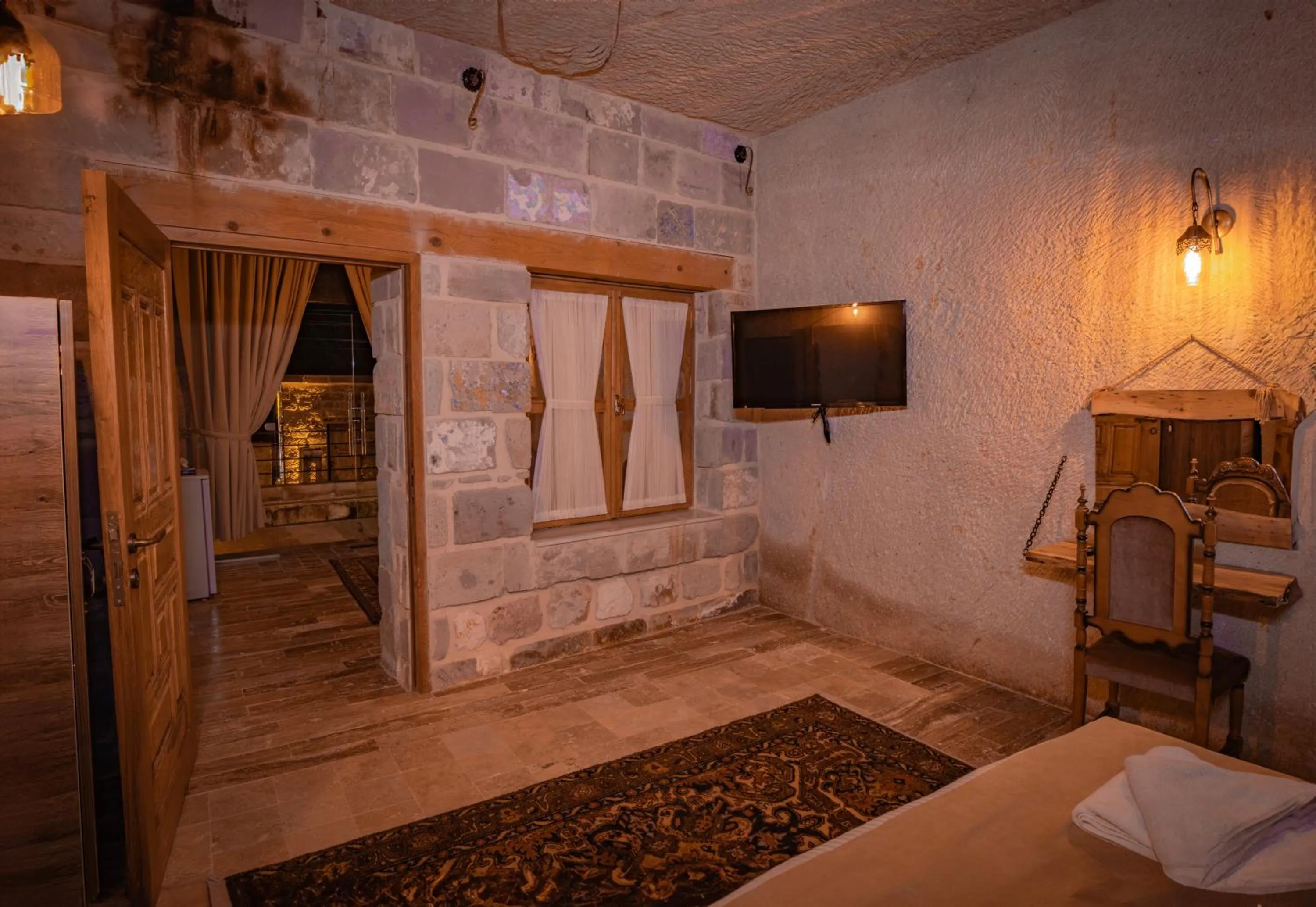 Bed in Sur Cave Hotel