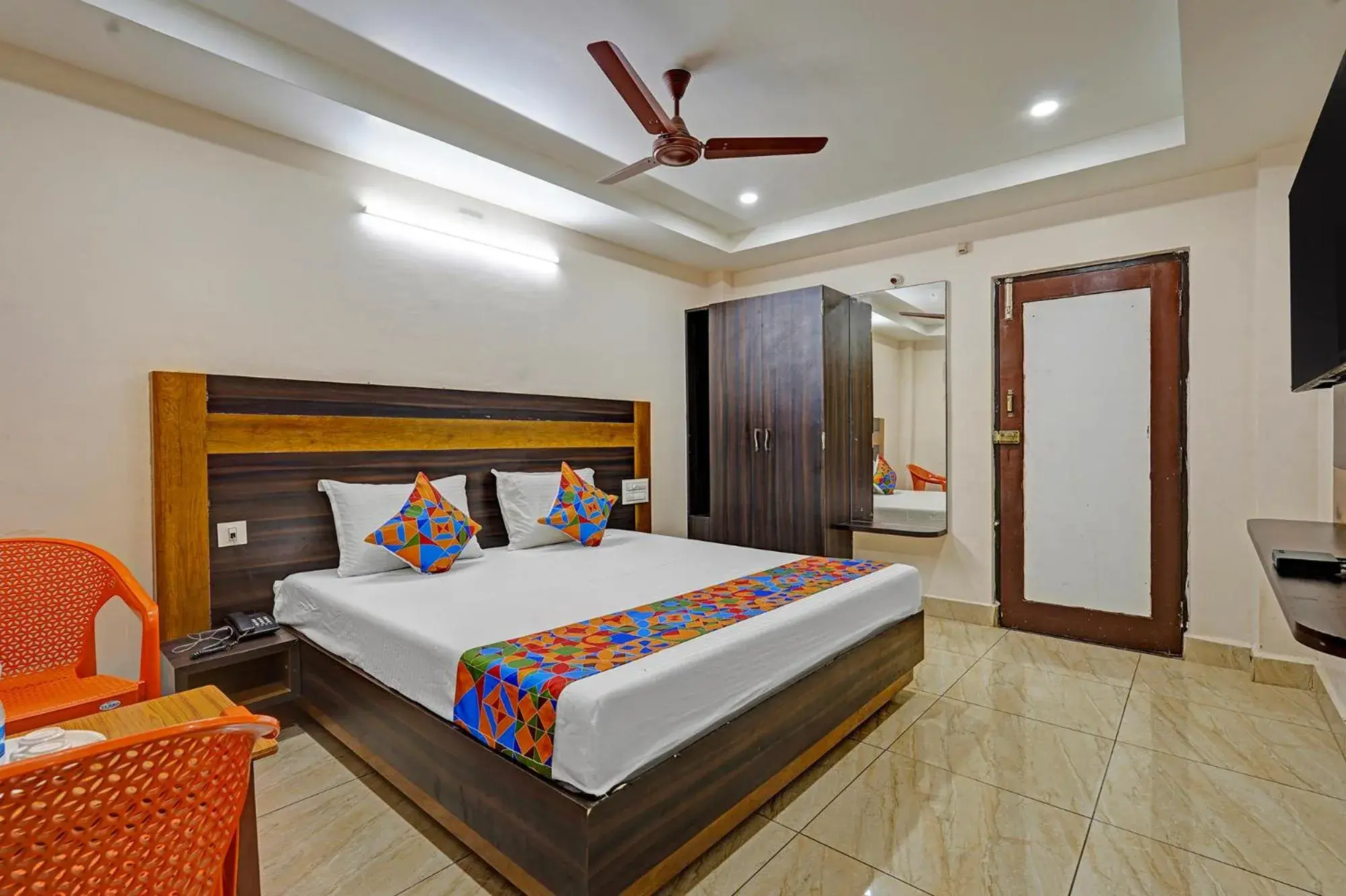 Deluxe Room - single occupancy in FabHotel Surya International Deluxe Room - single occupancy in FabHotel Surya International