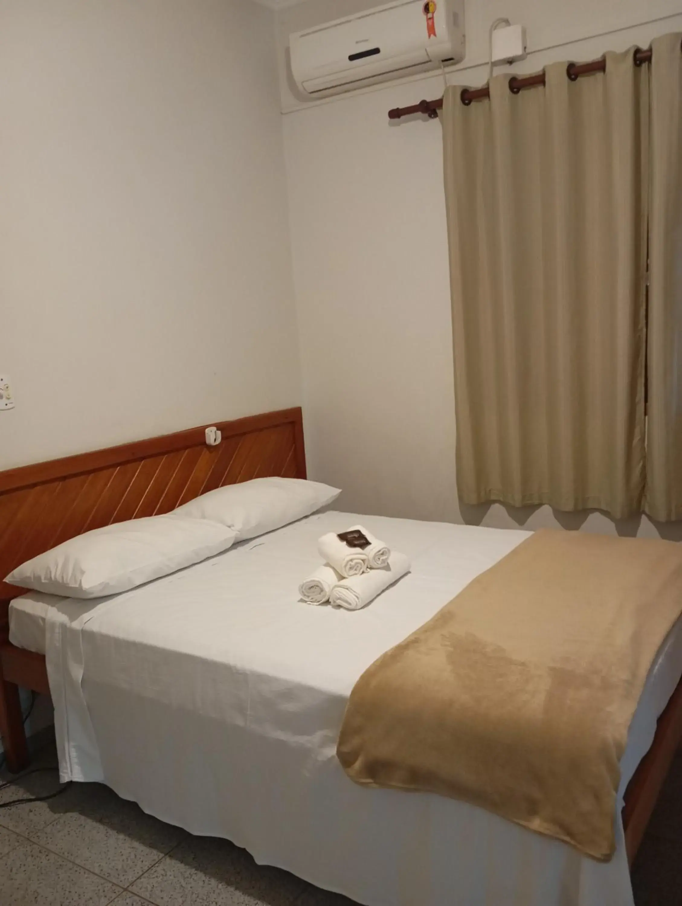 Comfort Triple Room - single occupancy in Mariachis Hotel Comfort Triple Room - single occupancy in Mariachis Hotel