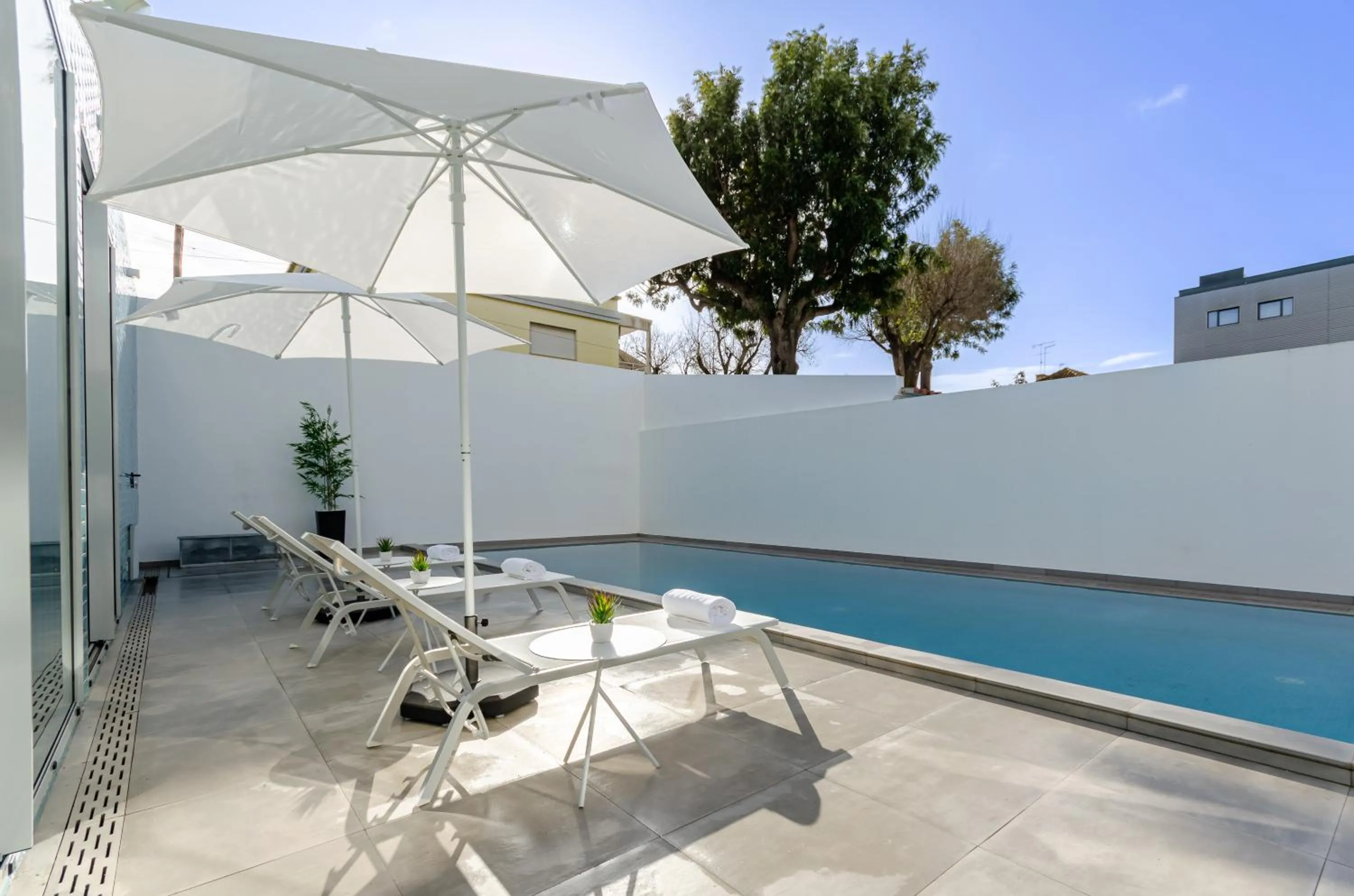 Swimming pool in 2M BOUTIQUE HOTEL