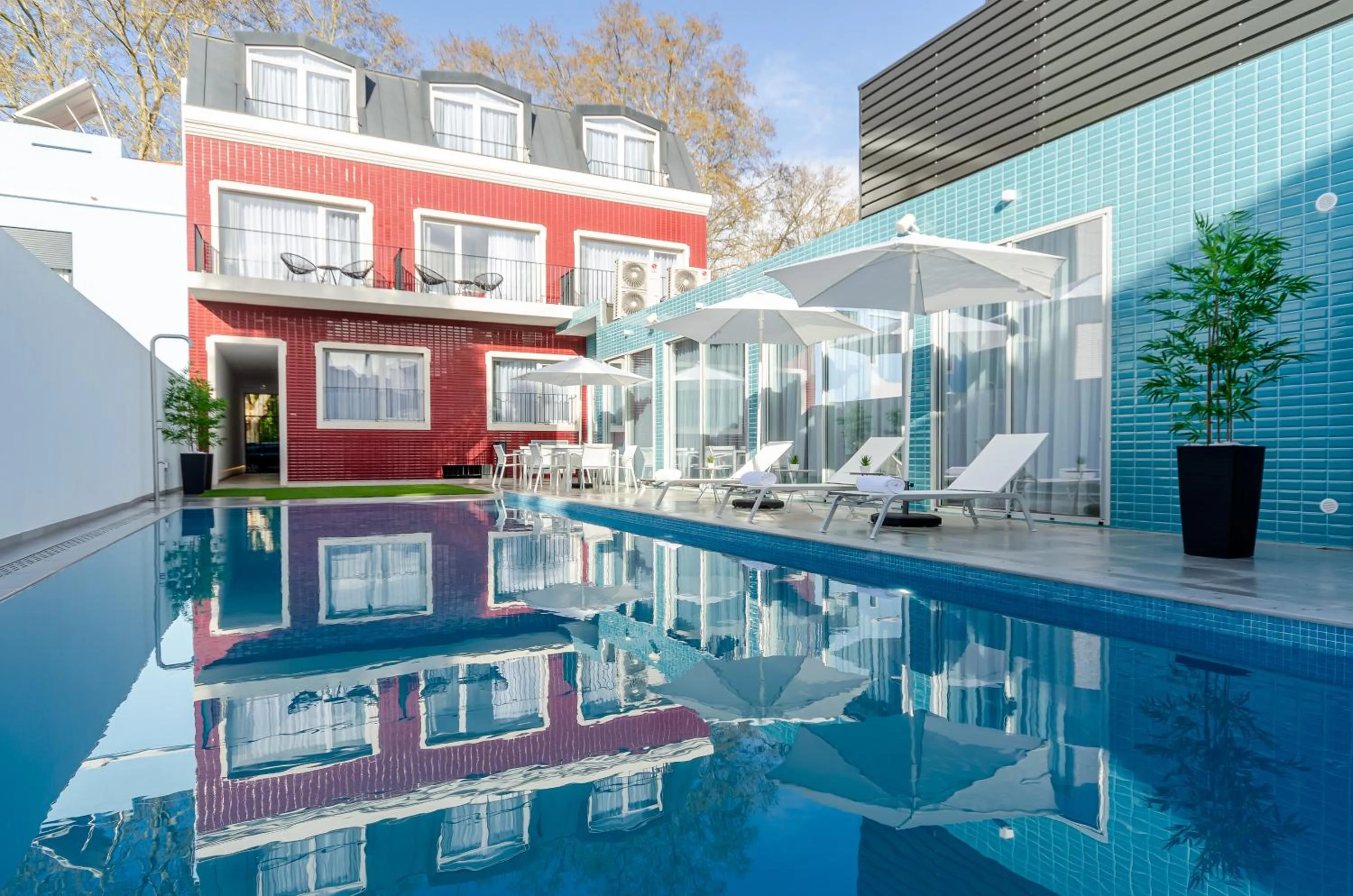 Swimming pool in 2M BOUTIQUE HOTEL