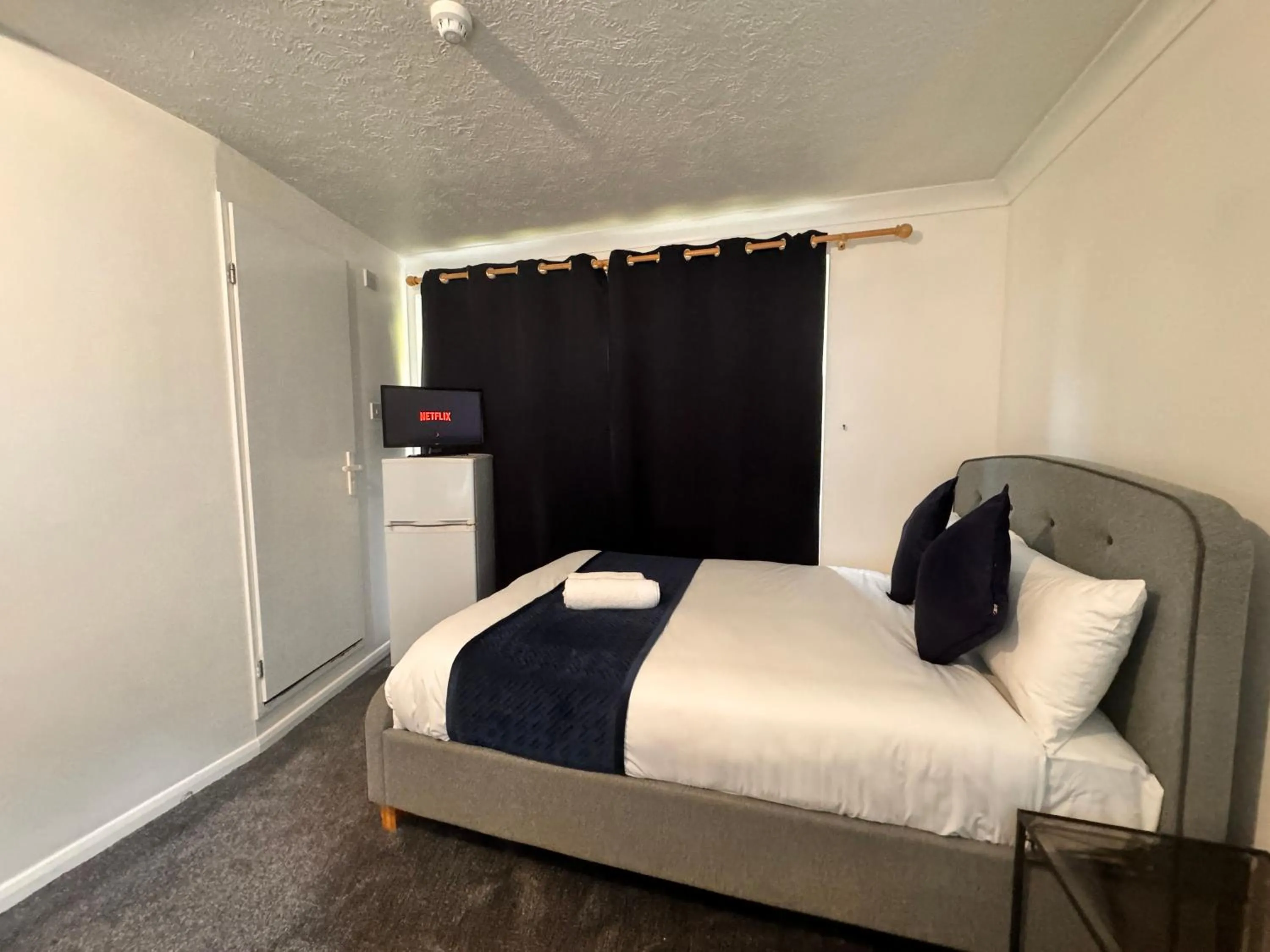 High Trees Guest House Gatwick