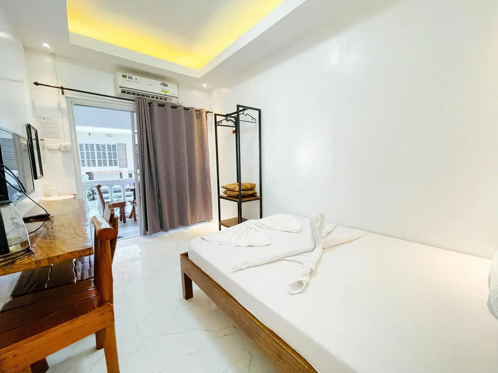 Bed in Agbing Seaside View Resort Puerto Galera powered by Cocotel Bed in Agbing Seaside View Resort Puerto Galera powered by Cocotel