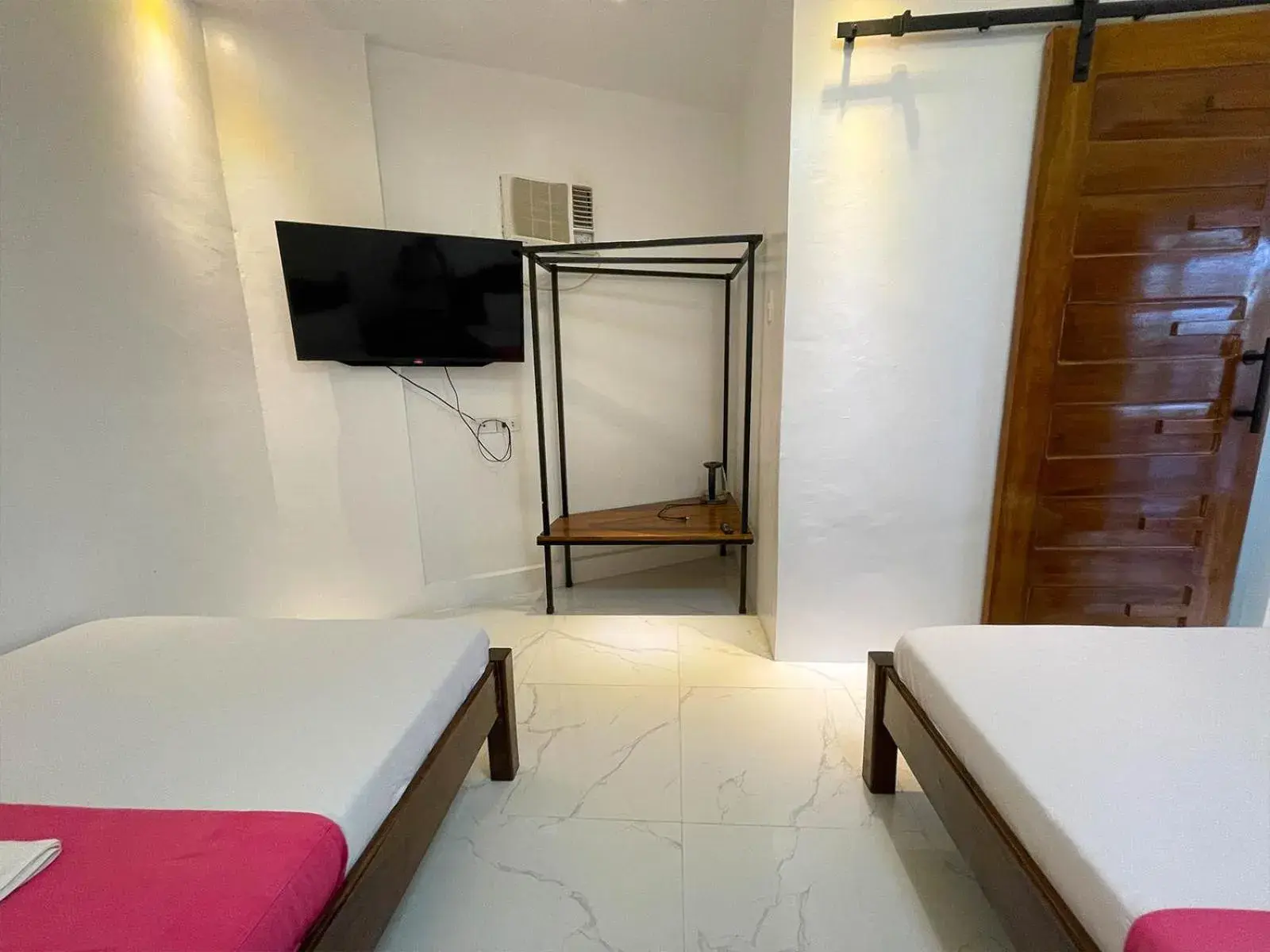 Bed in Agbing Seaside View Resort Puerto Galera powered by Cocotel Bed in Agbing Seaside View Resort Puerto Galera powered by Cocotel