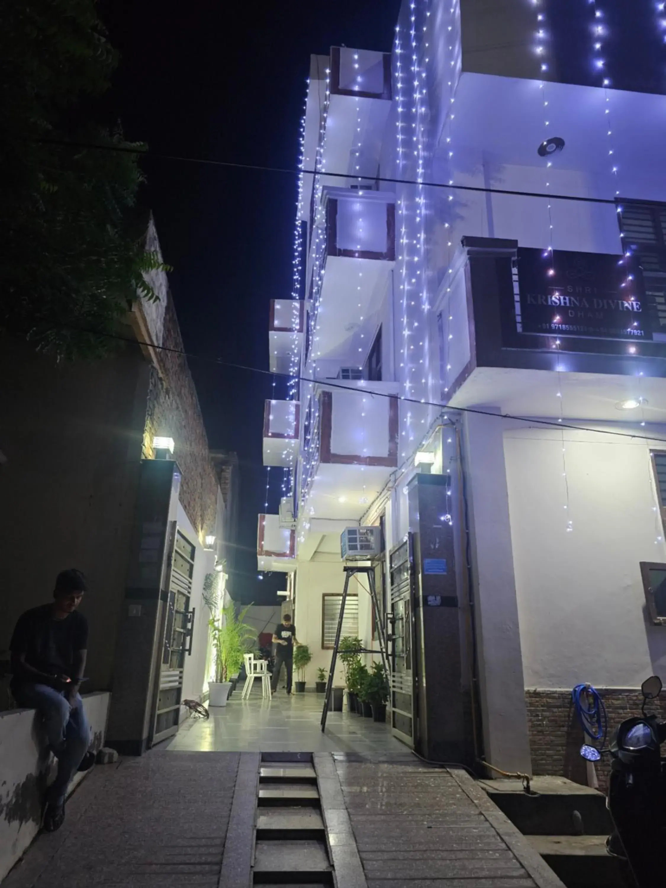 Shri Krishna Divine Dham Shri Krishna Divine Dham