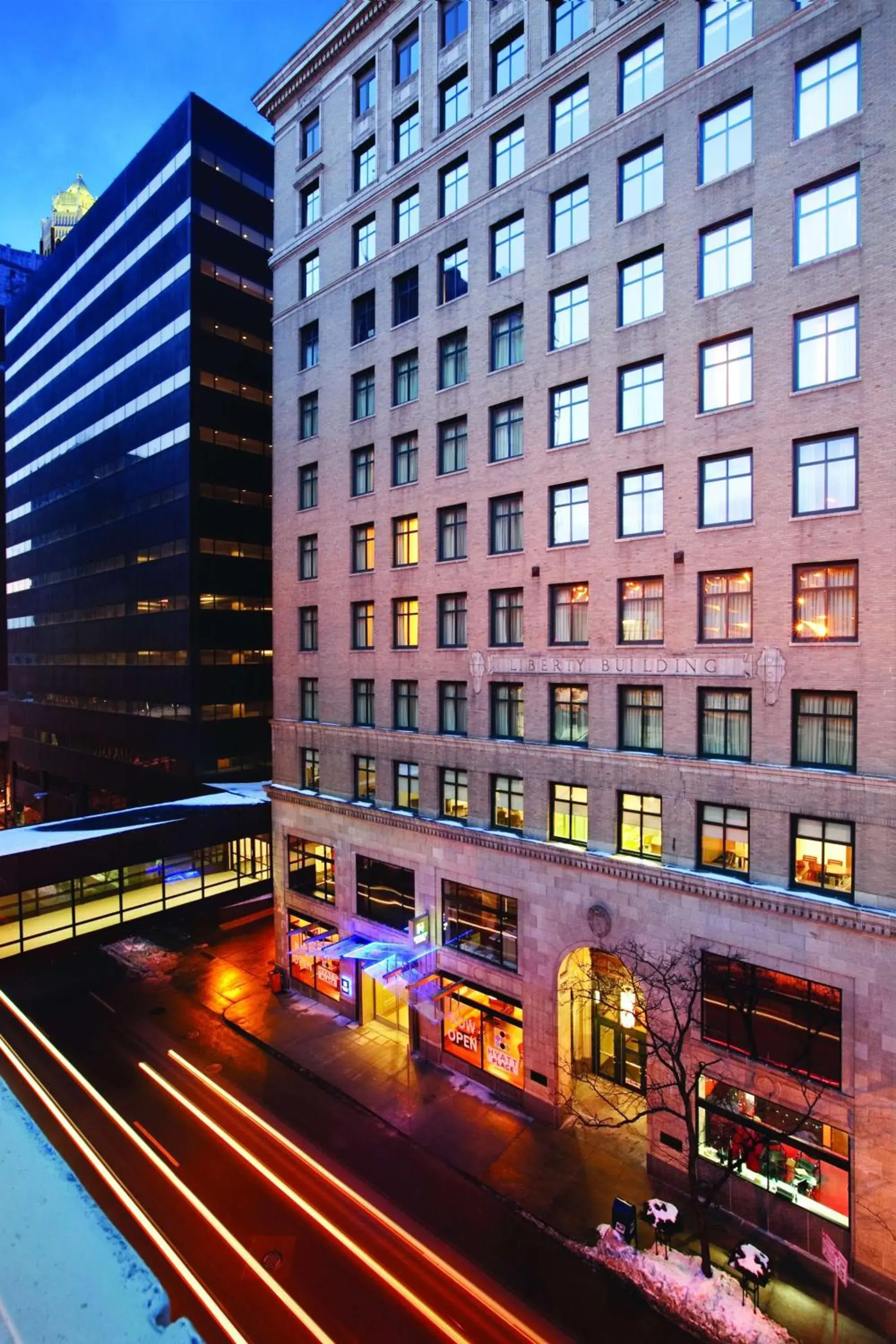 Property building in Hyatt Place Des Moines Downtown Property building in Hyatt Place Des Moines Downtown