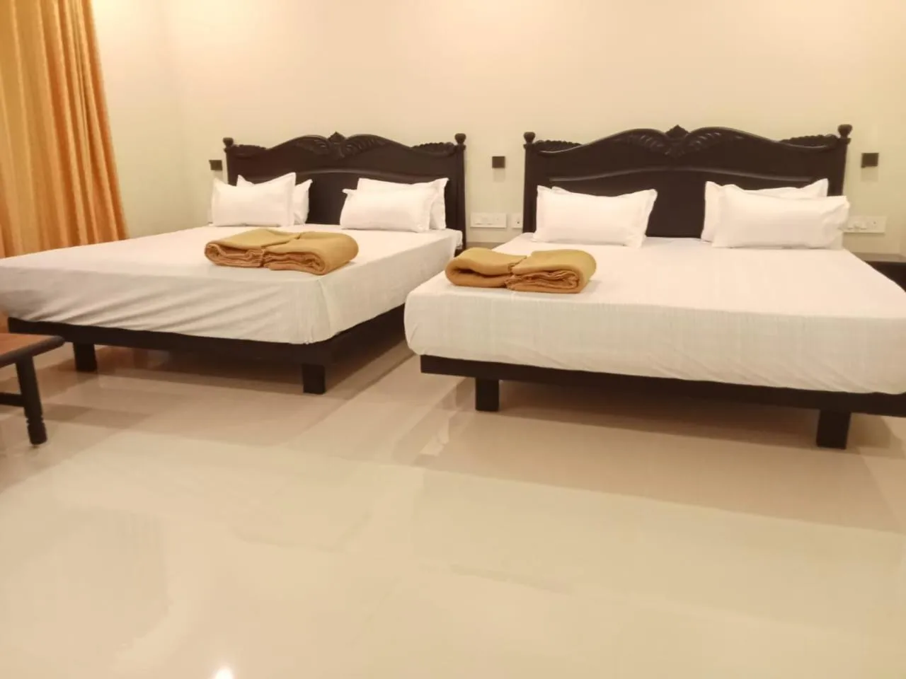 Bed in Hotel Sri Devi