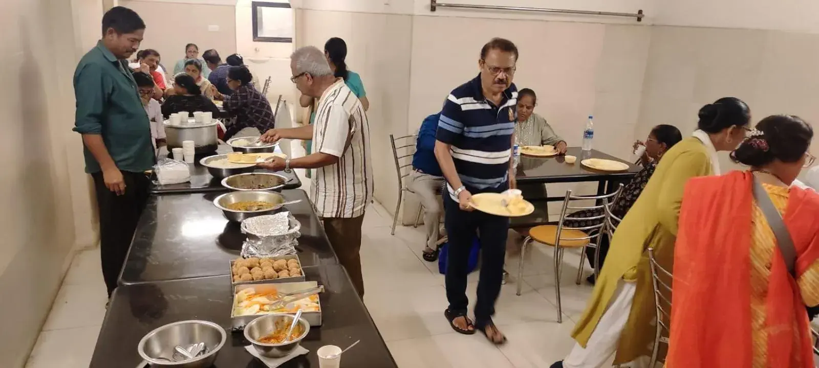 Restaurant/places to eat in Hotel Sri Devi Restaurant/places to eat in Hotel Sri Devi