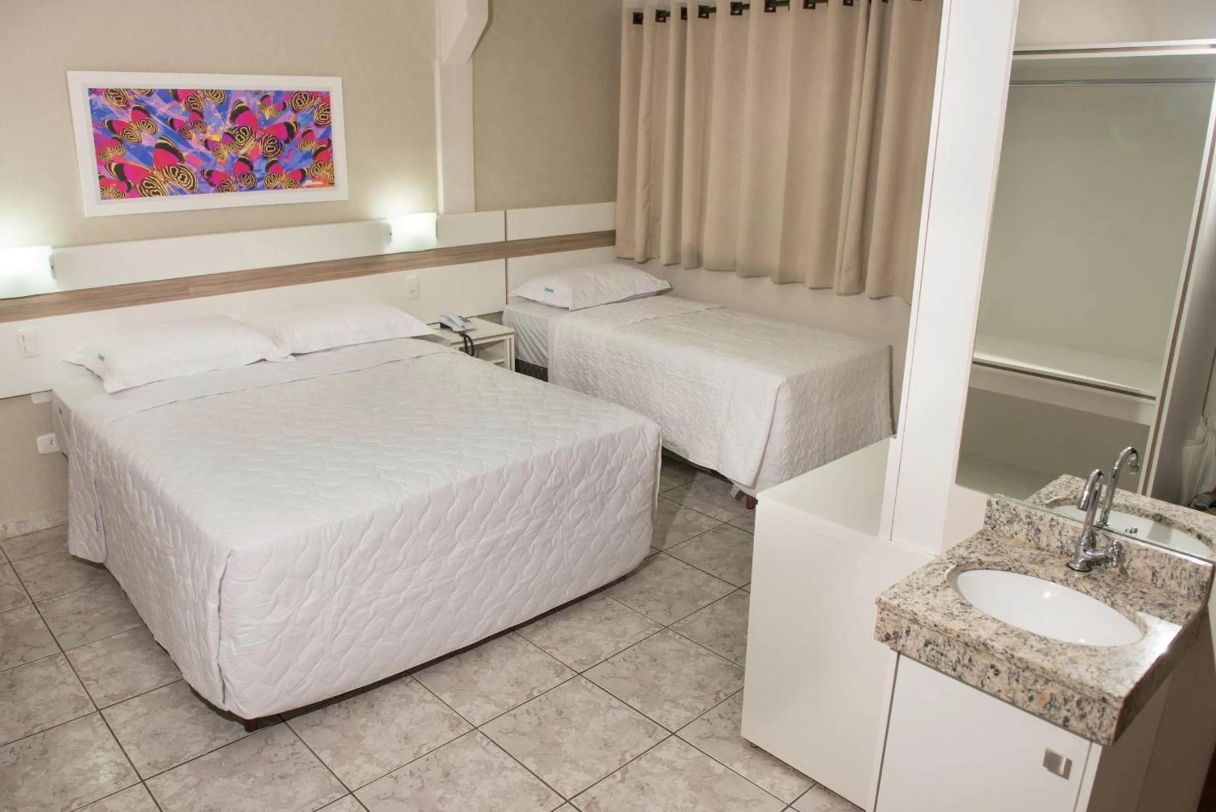 Bedroom, Bed in Hotel Trevita Foz